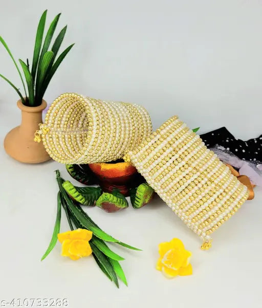 Tehzeeb Creations Women's Spiral Bangle With Golden And White Pearl