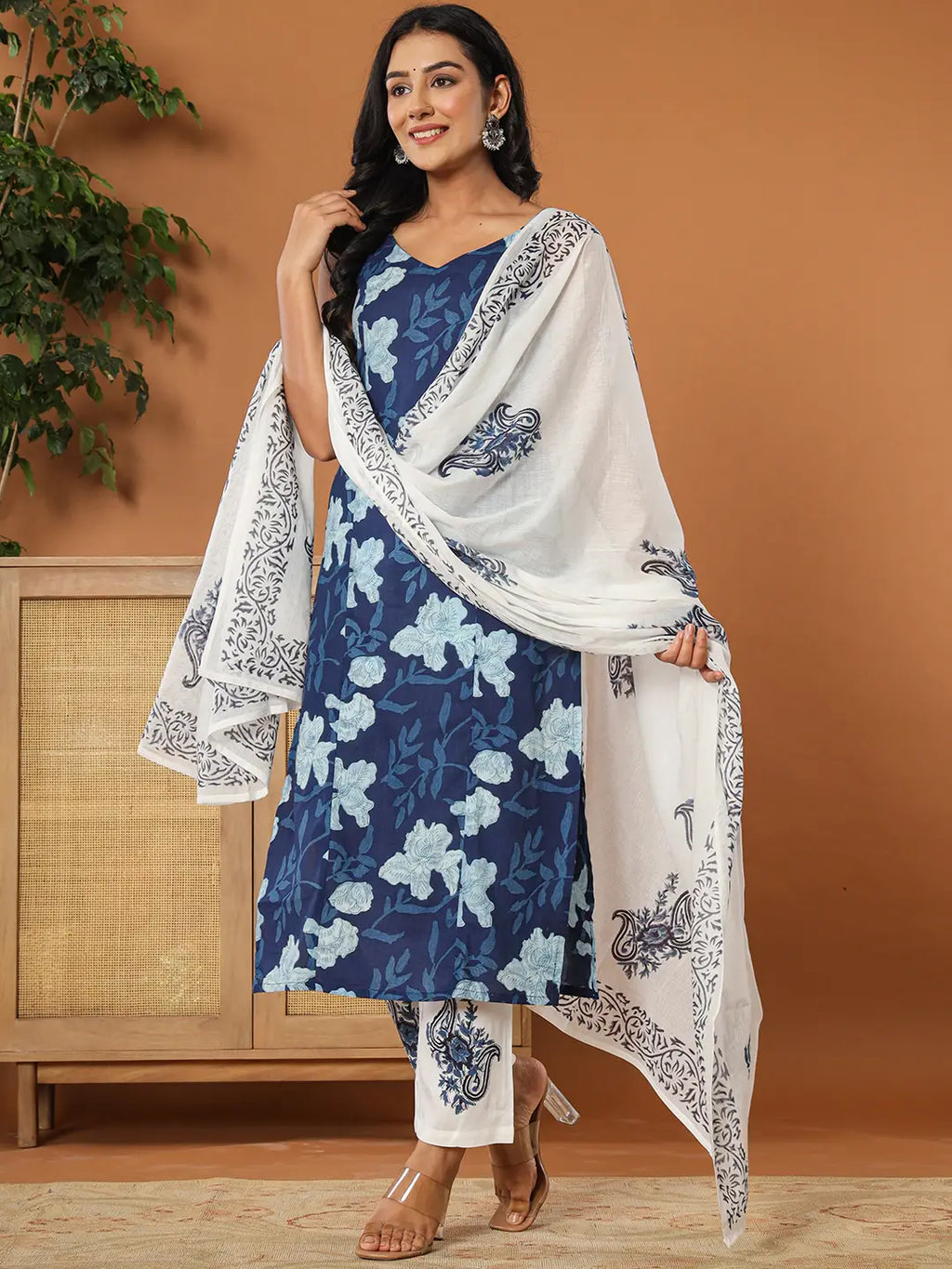 Yufta Cotton Strappy Block Print Kurta Dupatta Set