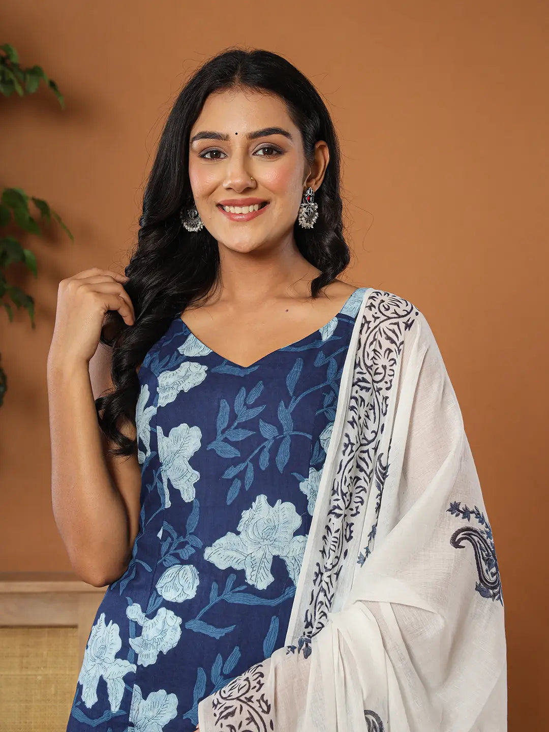 Yufta Cotton Strappy Block Print Kurta Dupatta Set