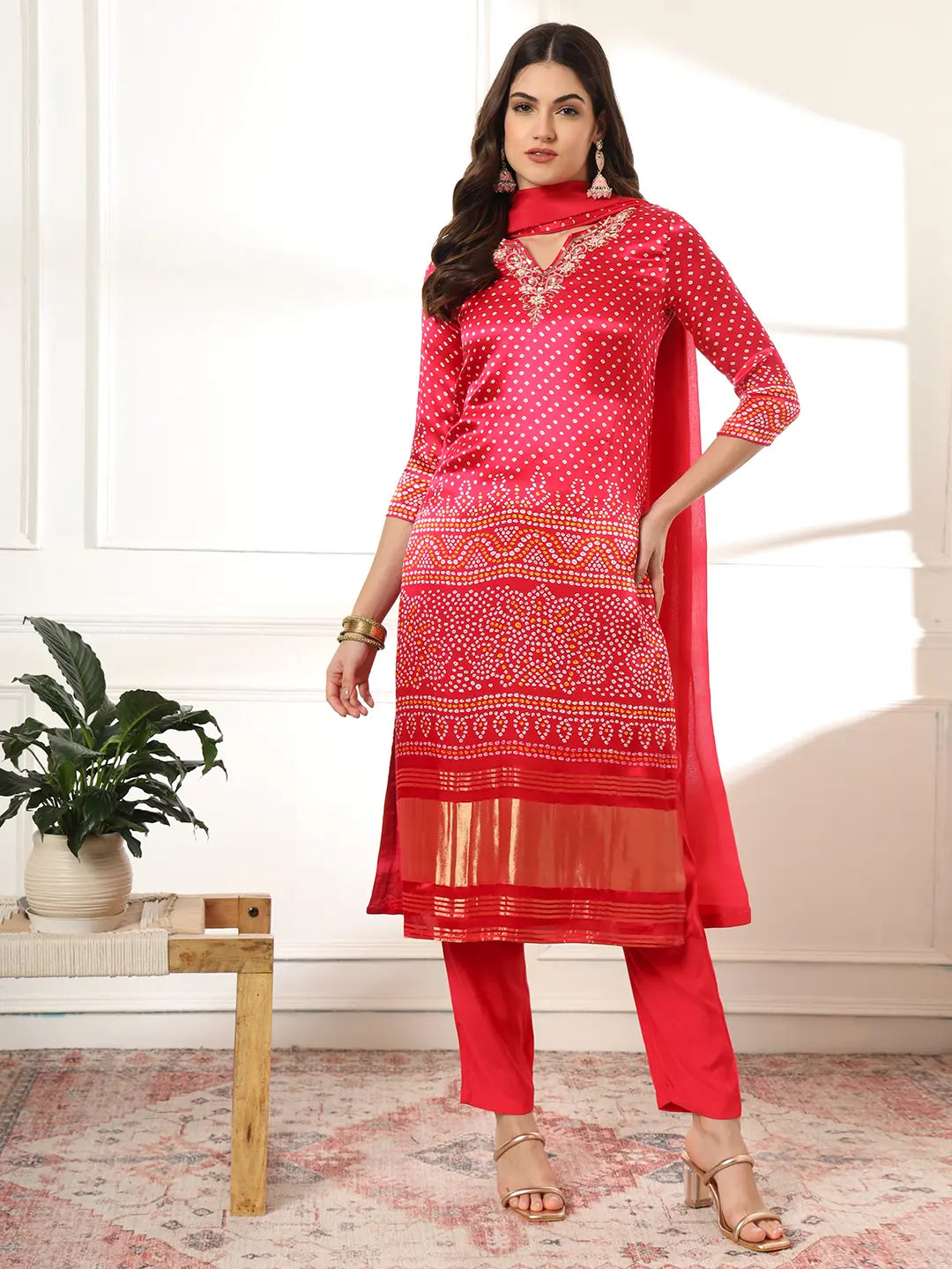 Yufta Hot Pink Gajji Silk Zari_Work Kurta Dupatta Pant Set