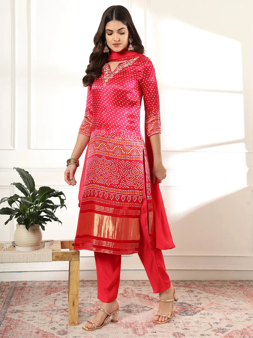 Yufta Hot Pink Gajji Silk Zari_Work Kurta Dupatta Pant Set
