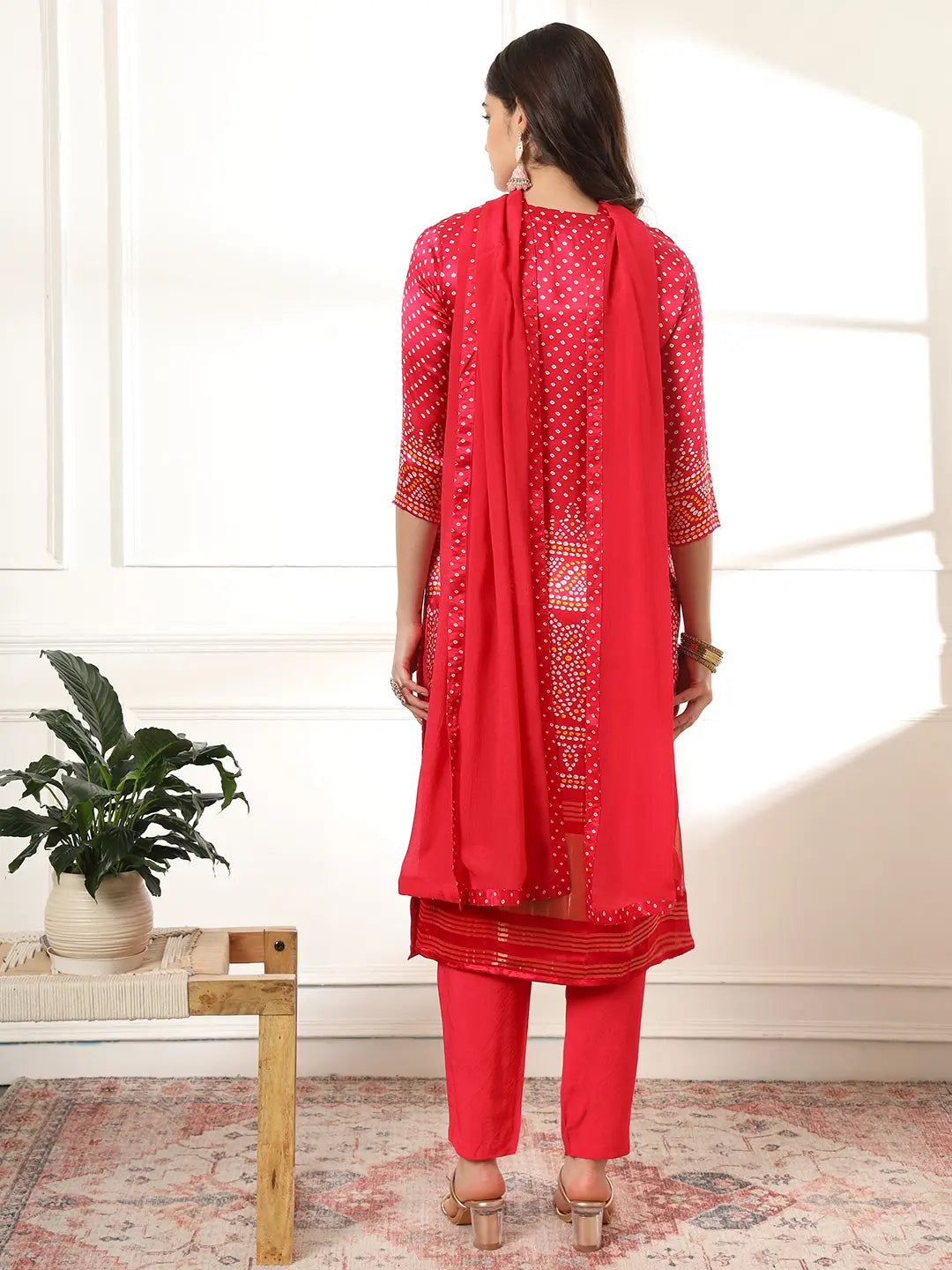 Yufta Hot Pink Gajji Silk Zari_Work Kurta Dupatta Pant Set