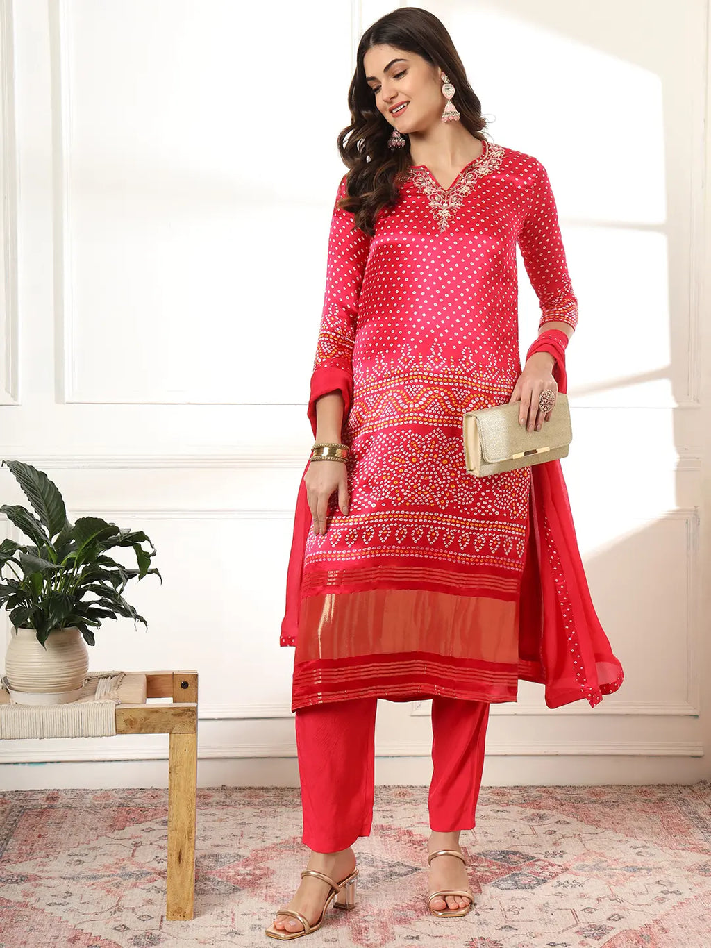 Yufta Hot Pink Gajji Silk Zari_Work Kurta Dupatta Pant Set