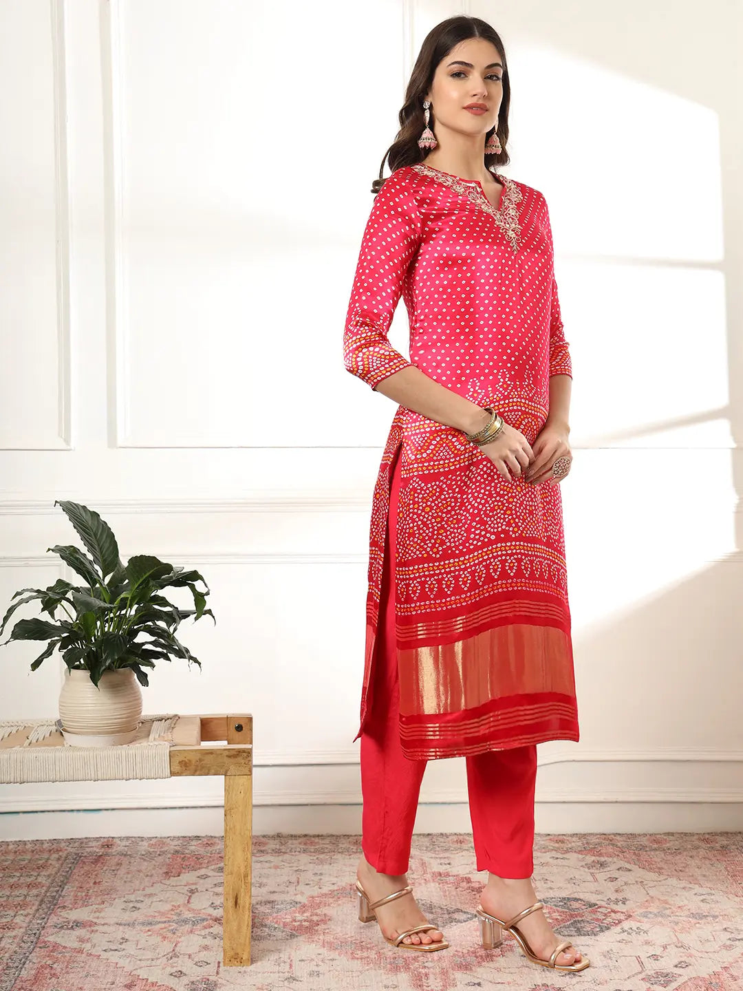 Yufta Hot Pink Gajji Silk Zari_Work Kurta Dupatta Pant Set