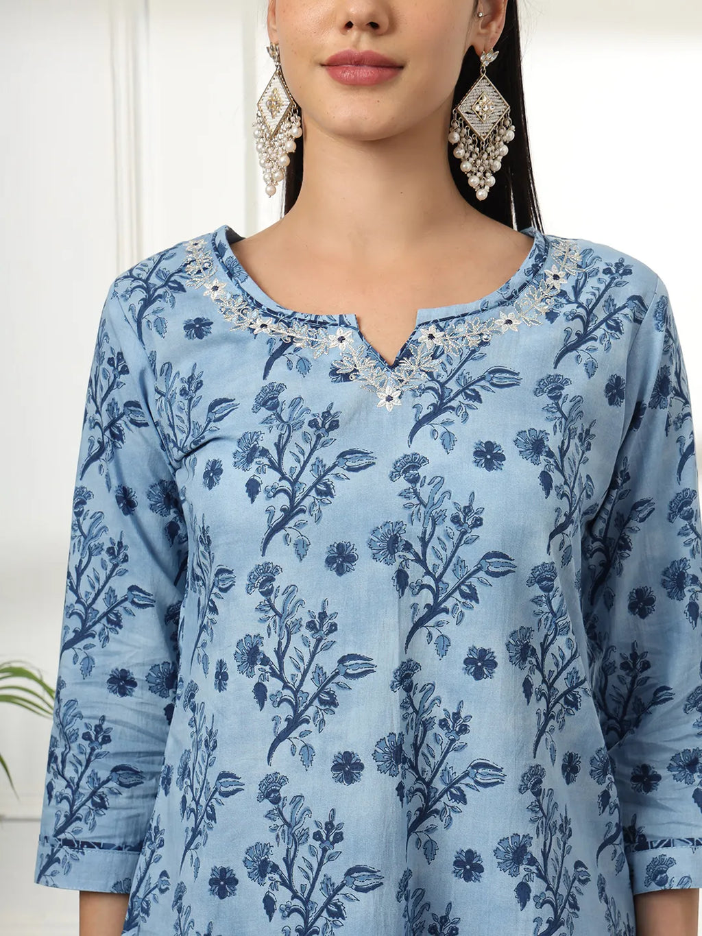 Yufta Cotton Blue Kurta Dupatta Pant Set