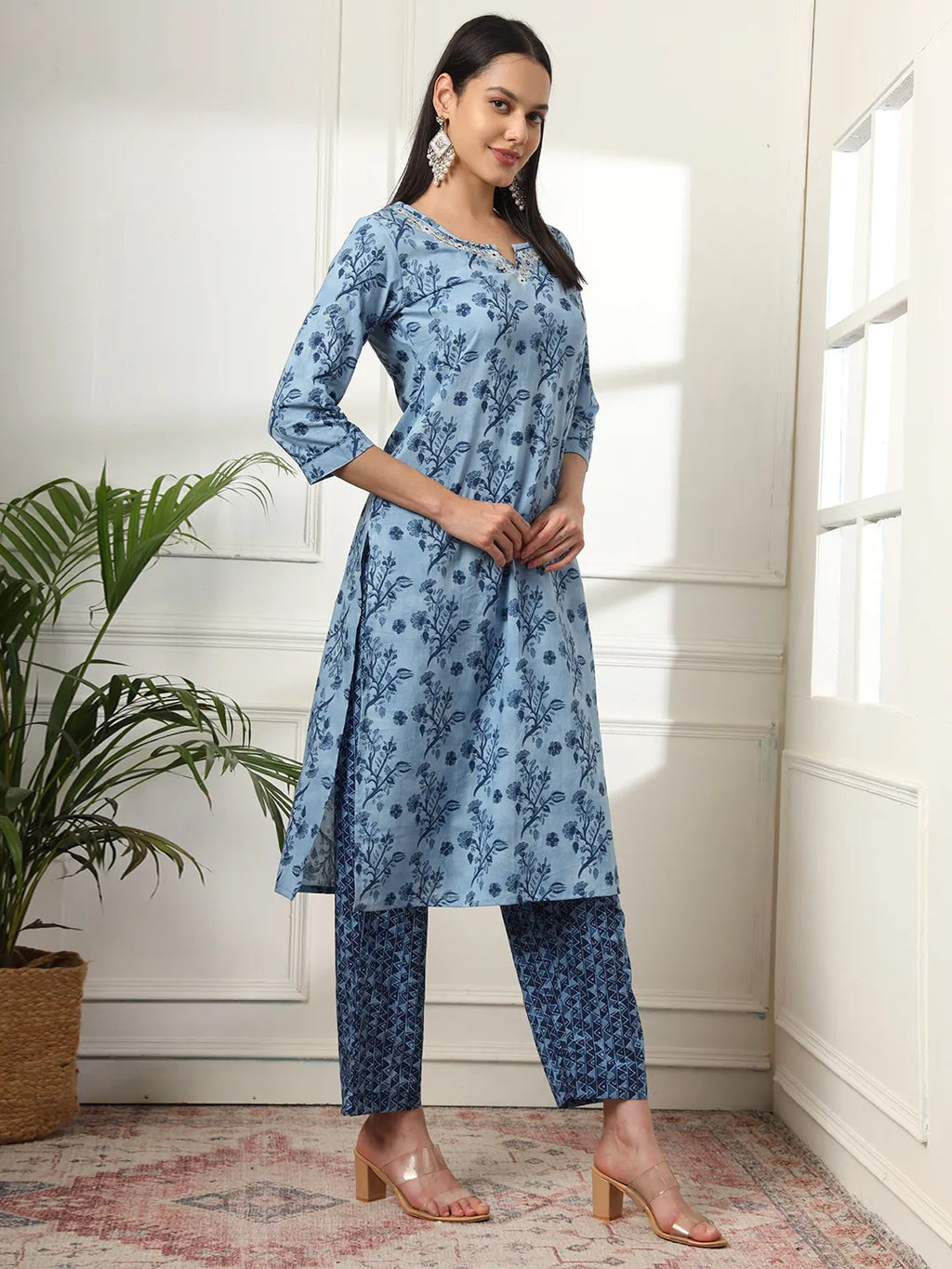 Yufta Cotton Blue Kurta Dupatta Pant Set