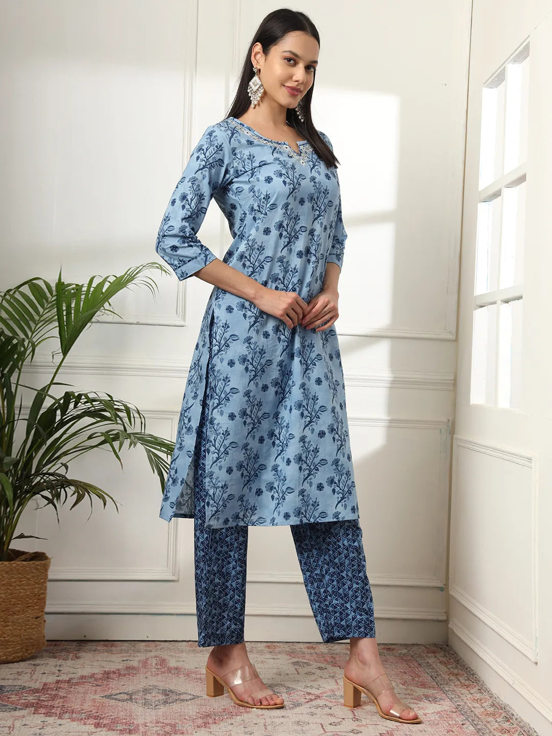 Yufta Cotton Blue Kurta Dupatta Pant Set