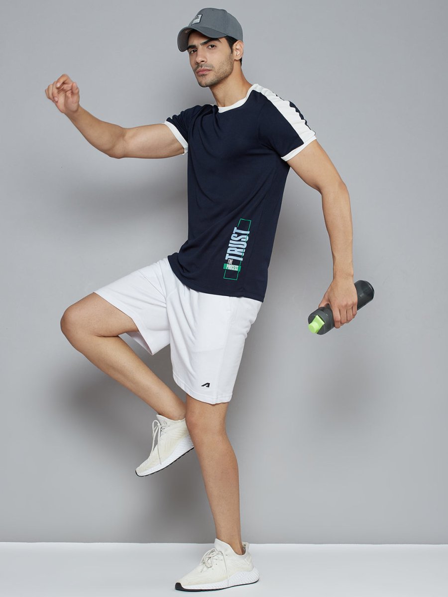 Alcis Men Navy Blue Solid Slim Fit T-shirt