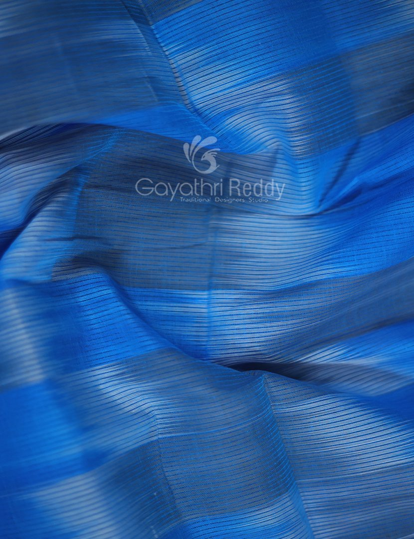 Dual Shades of Sky Blue And Maroon Mangalagiri Ikkat Cotton Saree By Gayathri Reddy Designer Studio
