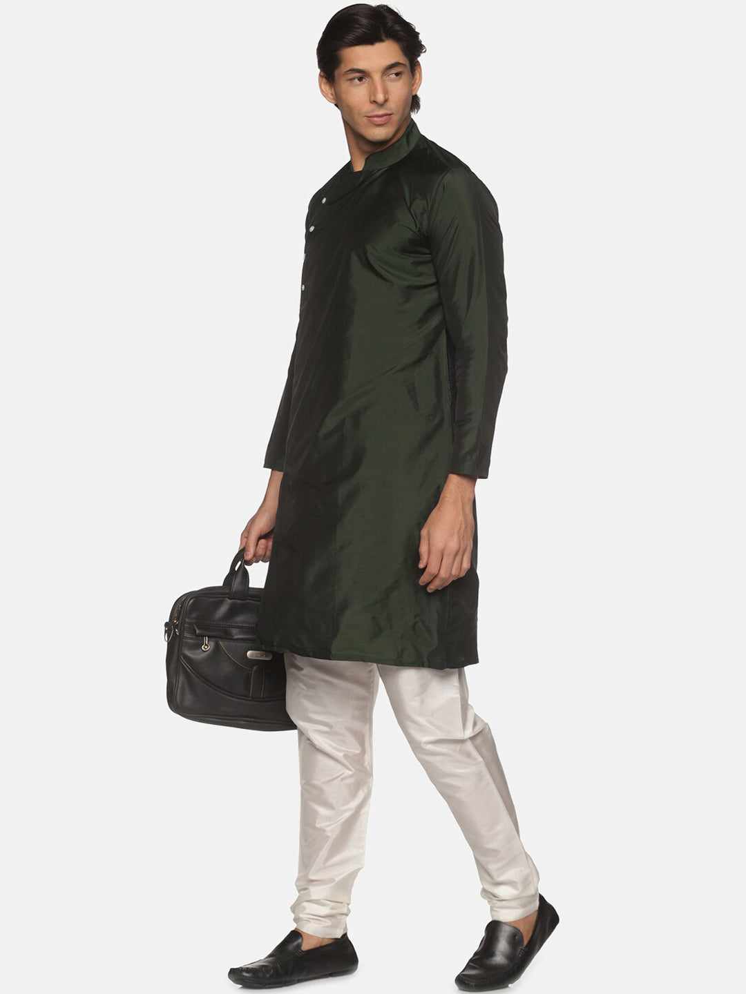 Sethukrishna Men Green Pleated Kurta with Churidar
