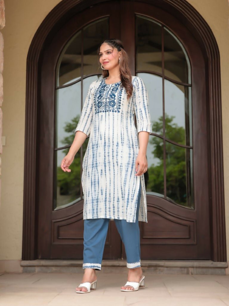 Aramya Straight Soft Cotton Tie-Dye Print Women's Kurta - Blue