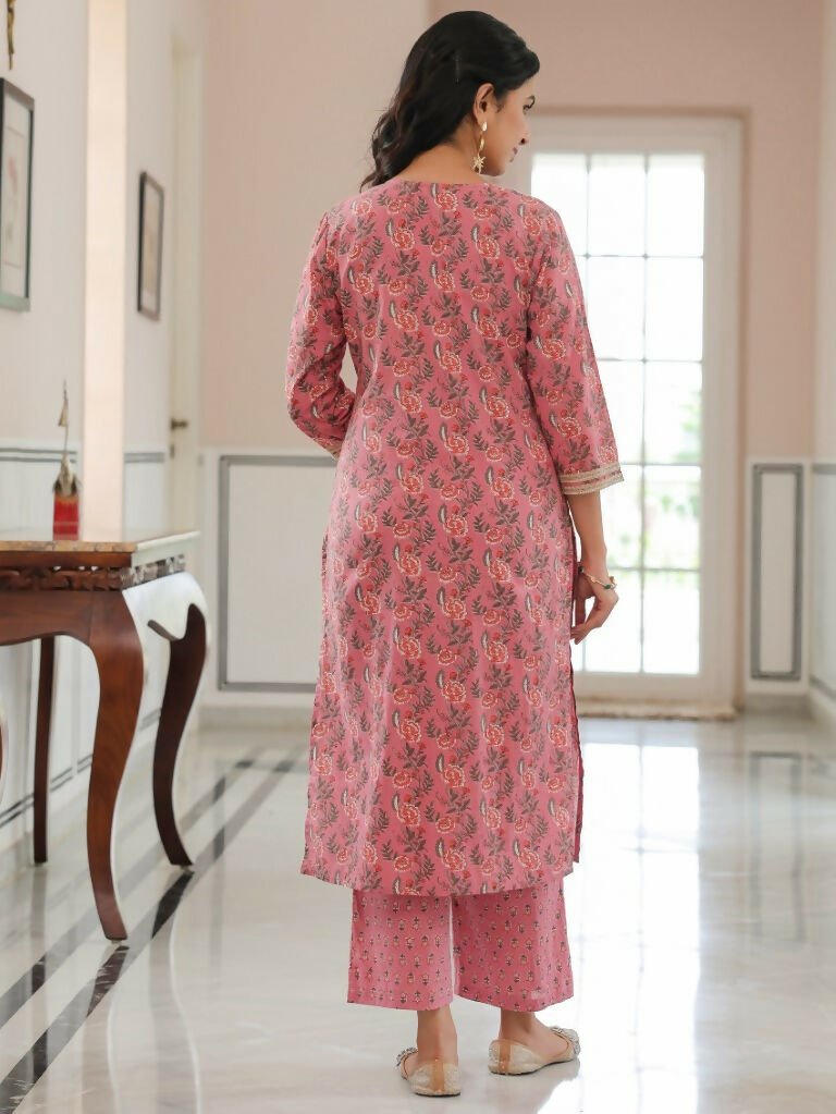 Aramya Straight Soft Cotton Floral Print Women's Kurta Set - Pink