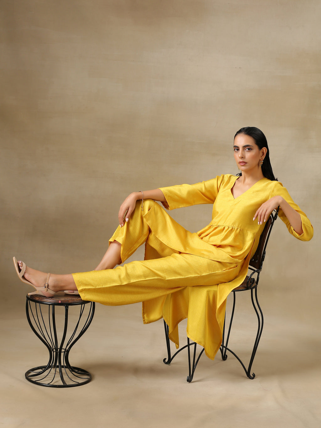 trueBrowns Yellow Textured Silk High Slit Gathered Kurta Set