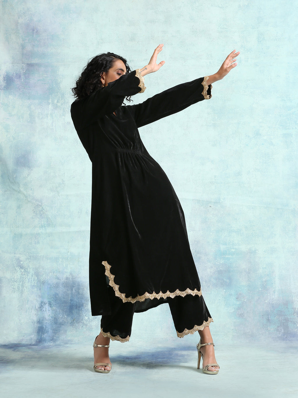 trueBrowns Black Velvet Lace Kurta