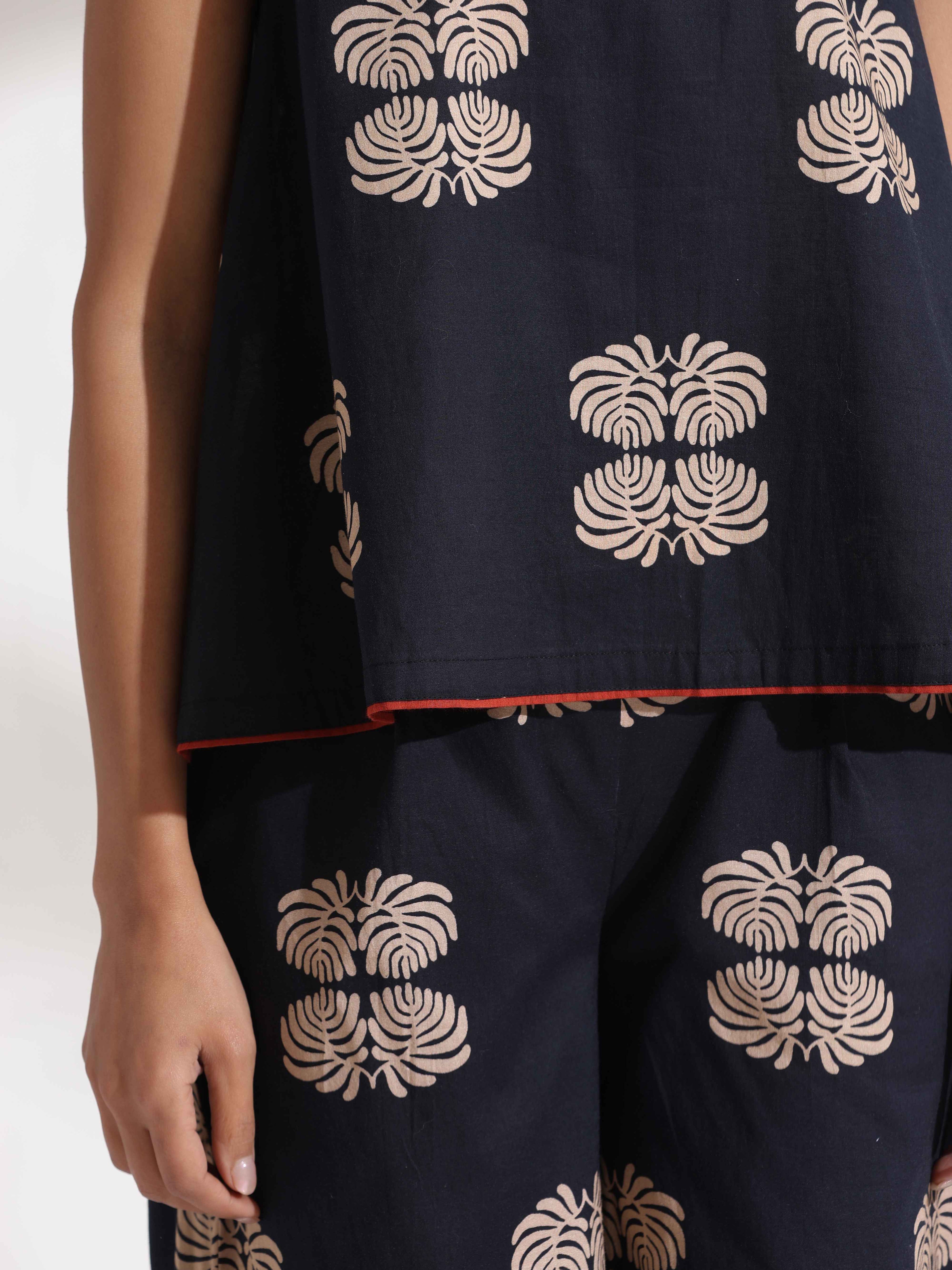 trueBrowns Black Cotton Print Top & Flared Pants Co-ord Set