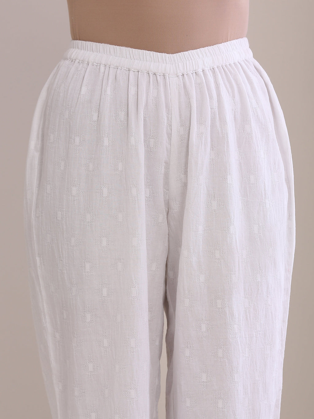 trueBrowns White Dobby High Slit Gathered Kurta Set