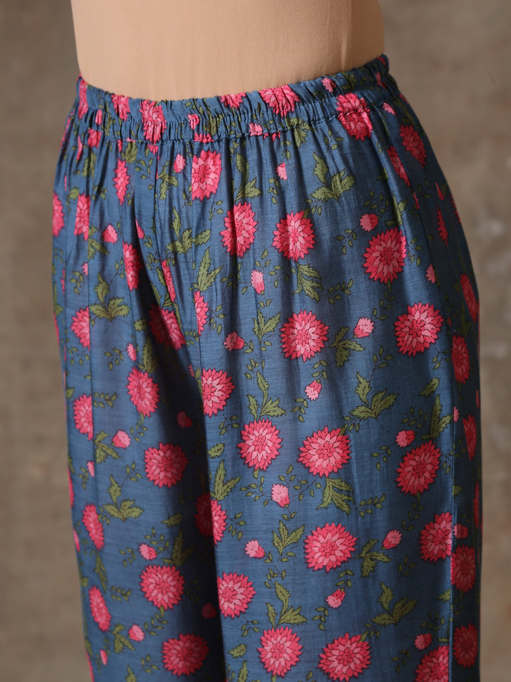trueBrowns Blue Pink Printed Silk Co-Ord Set