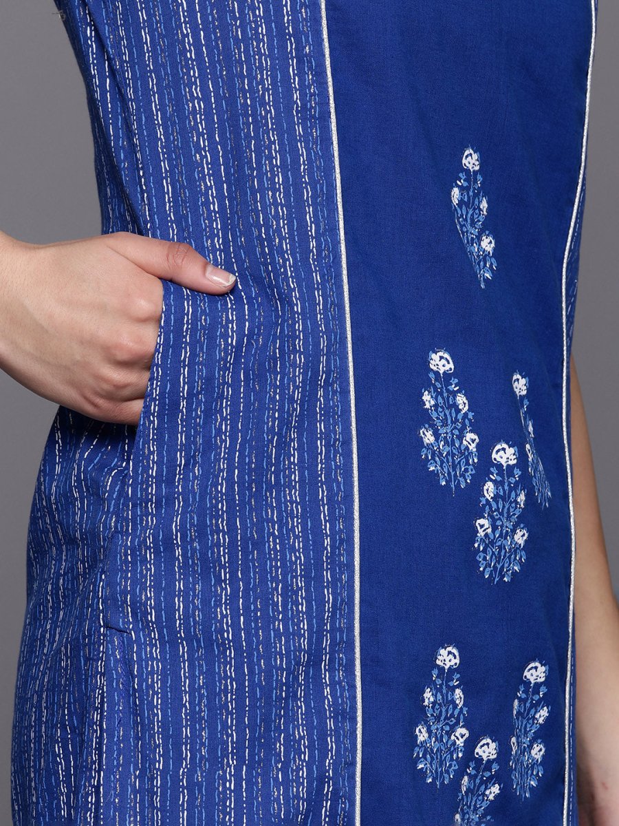 Ahalyaa Women Blue Floral Printed Pure Cotton Kurta with Trousers