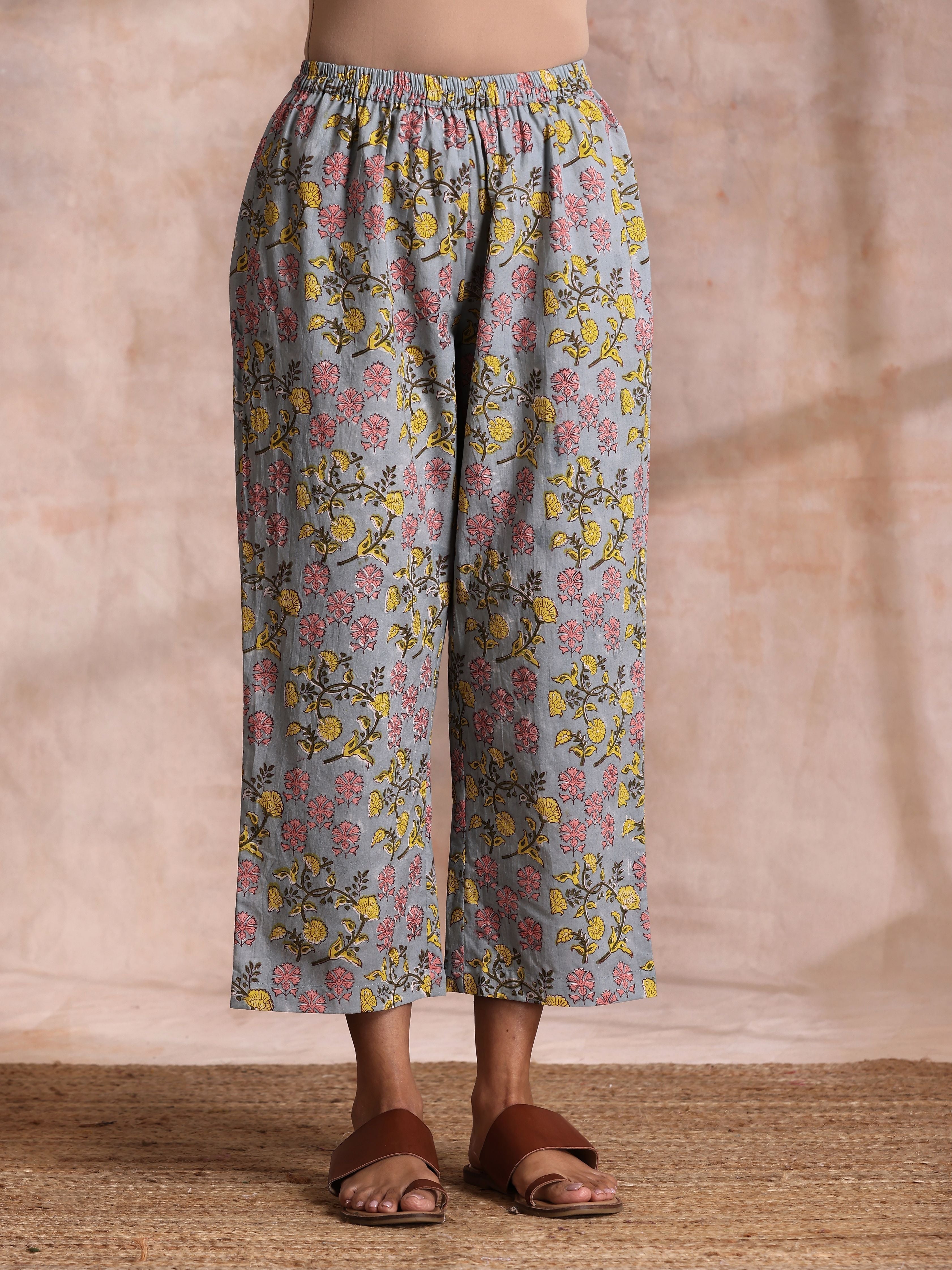 trueBrowns Grey Overall Floral Block Print Cotton Sleeveless Flared Kurta Pant Set