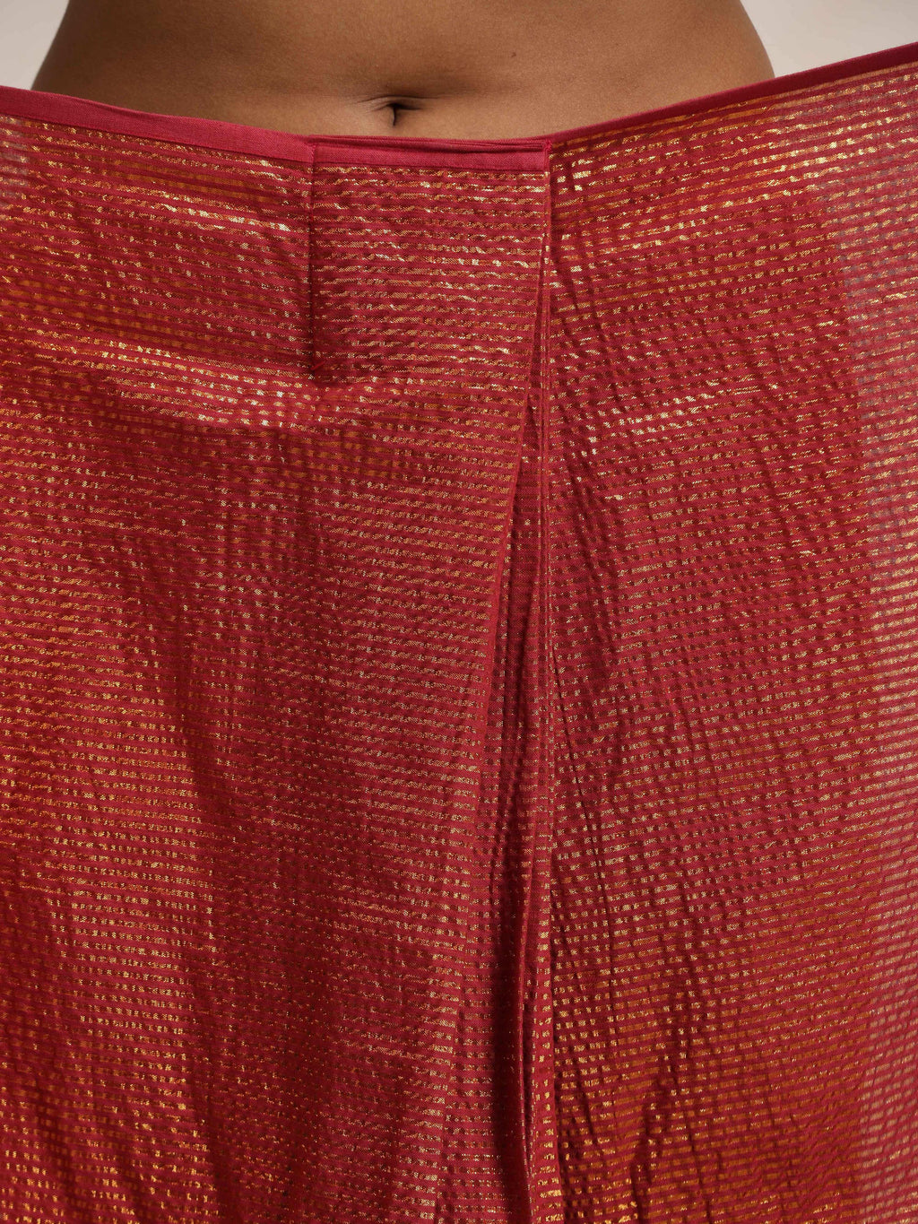 trueBrowns Maroon Gold Metallic Ready To Wear Saree