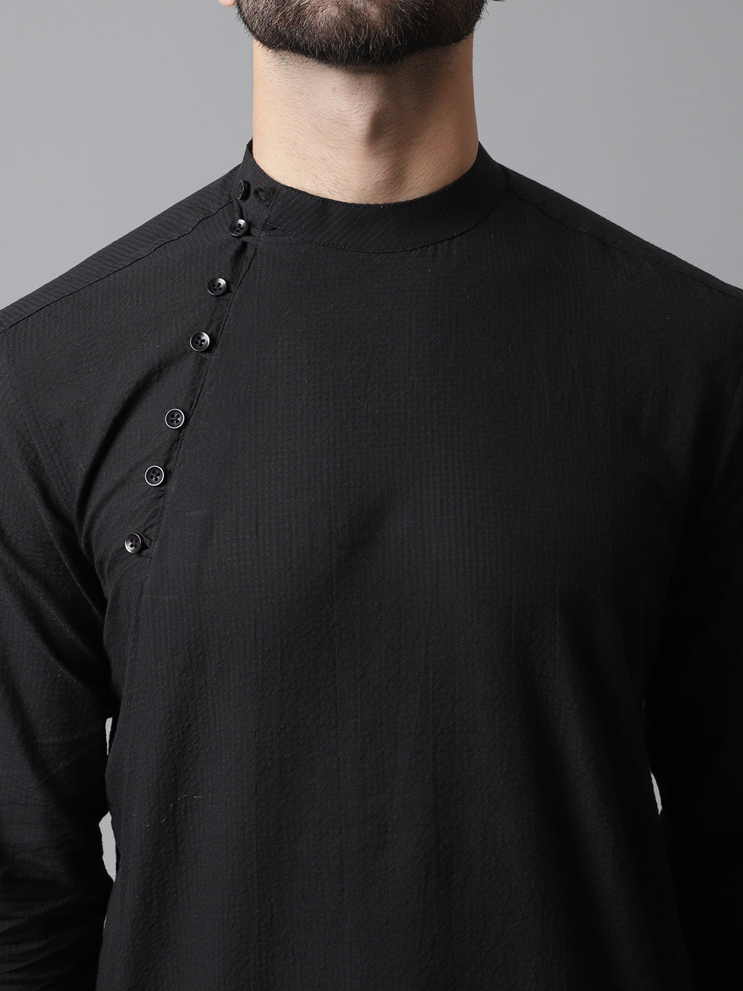 Even Apparels Black Solid Kurta With Band Collar