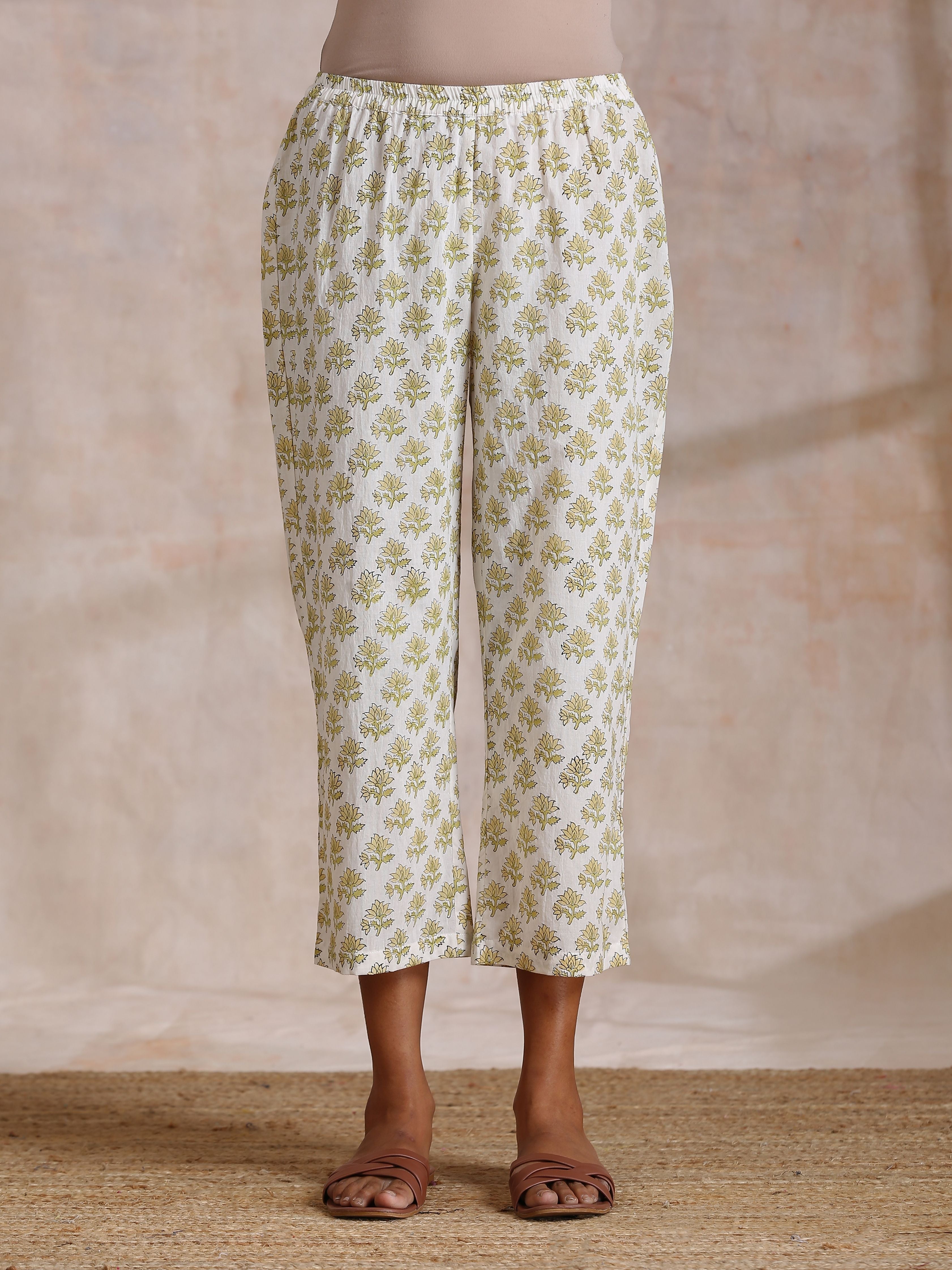trueBrowns Green Buta On Off White Block Print Cotton Slit Gathered Kurta Set