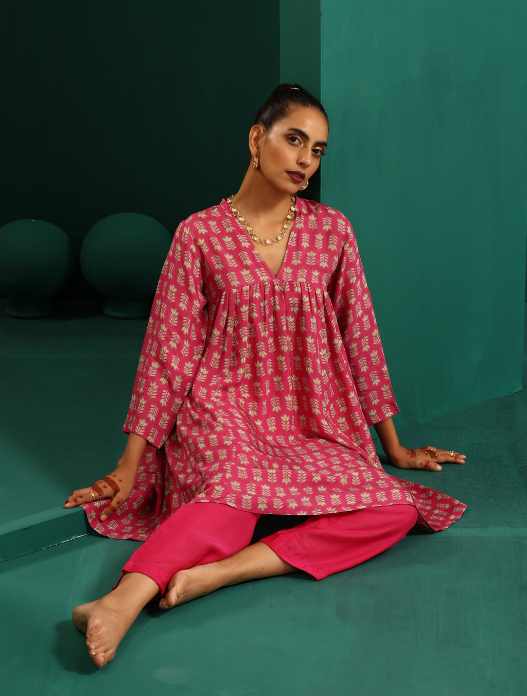 trueBrowns Pink Leaf Muslin Silk Printed Yoke Gathered Co-ord Set