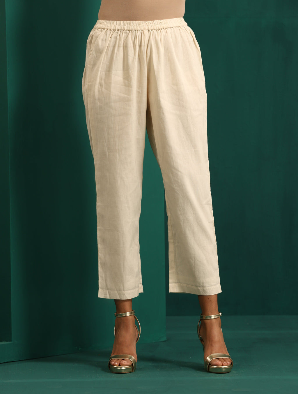 trueBrowns Ivory Peach Cotton Front Gathered Kurta Pant Set