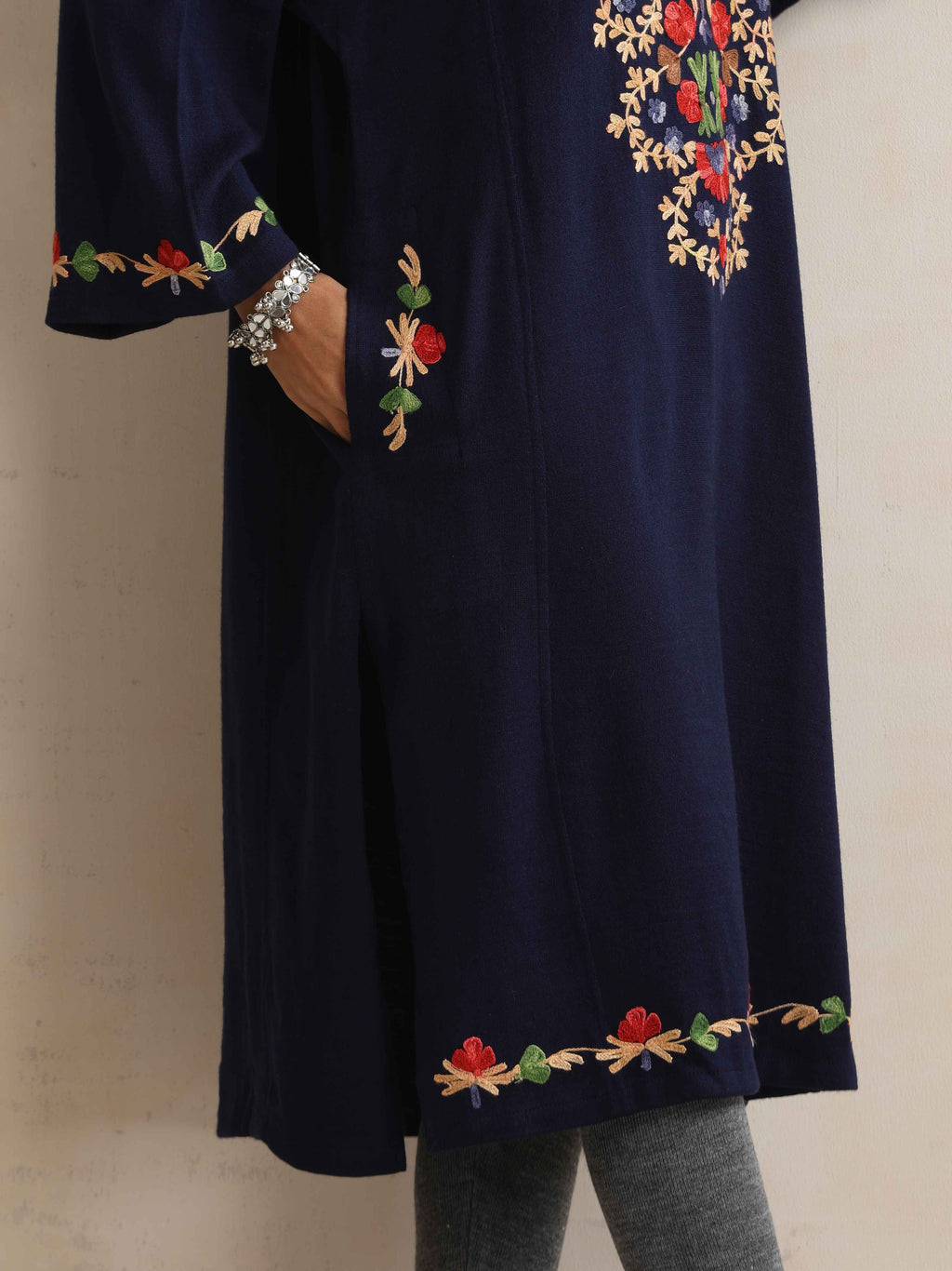 trueBrowns Blue Kashmiri Embroidered Woollen Phiran Kurta