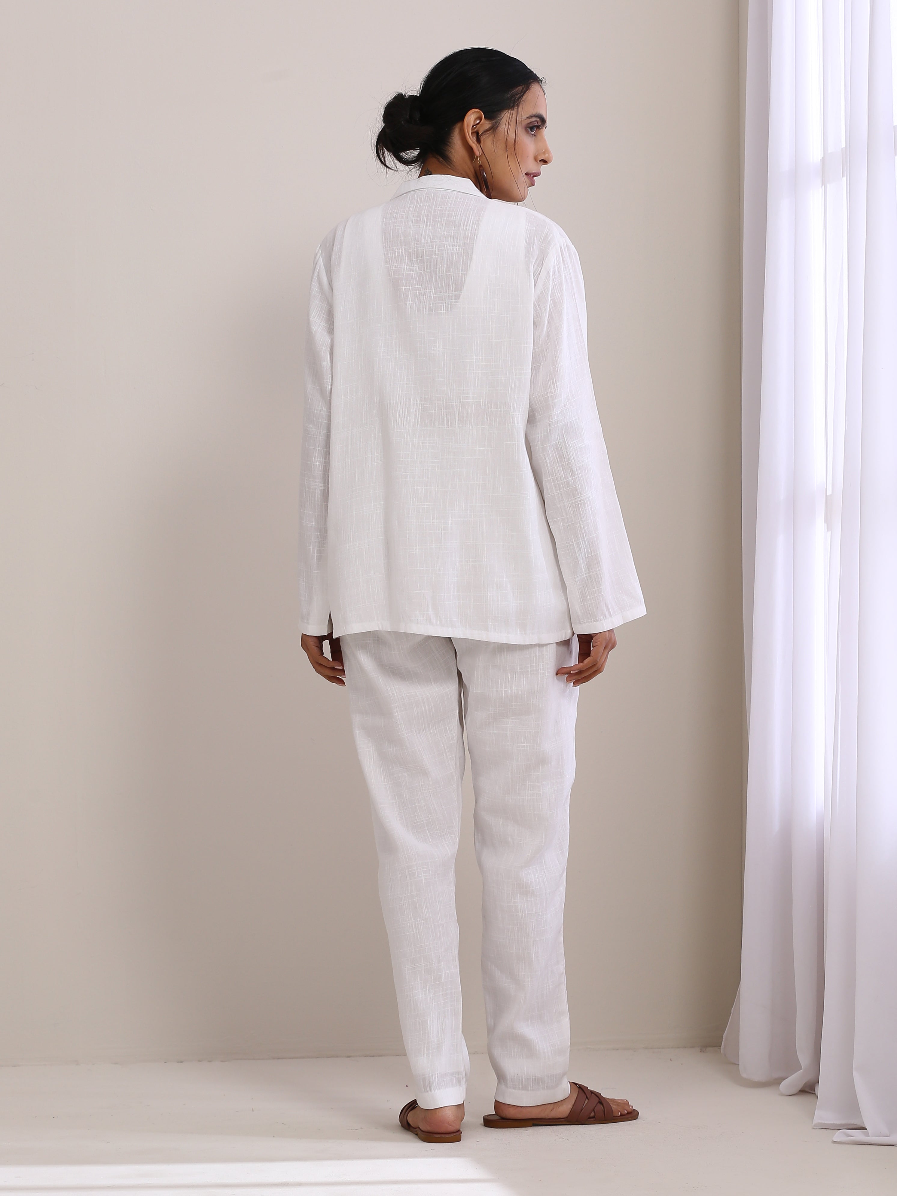 trueBrowns White Slub Texture Pant Suit Set