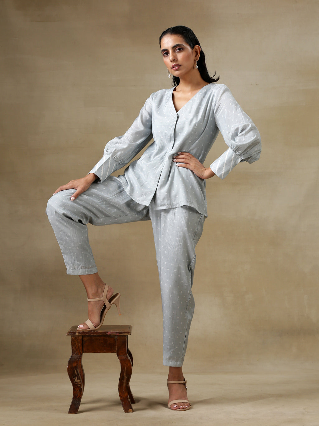 trueBrowns Grey Bandhani Printed Silk Front Open Short Co-Ord Set