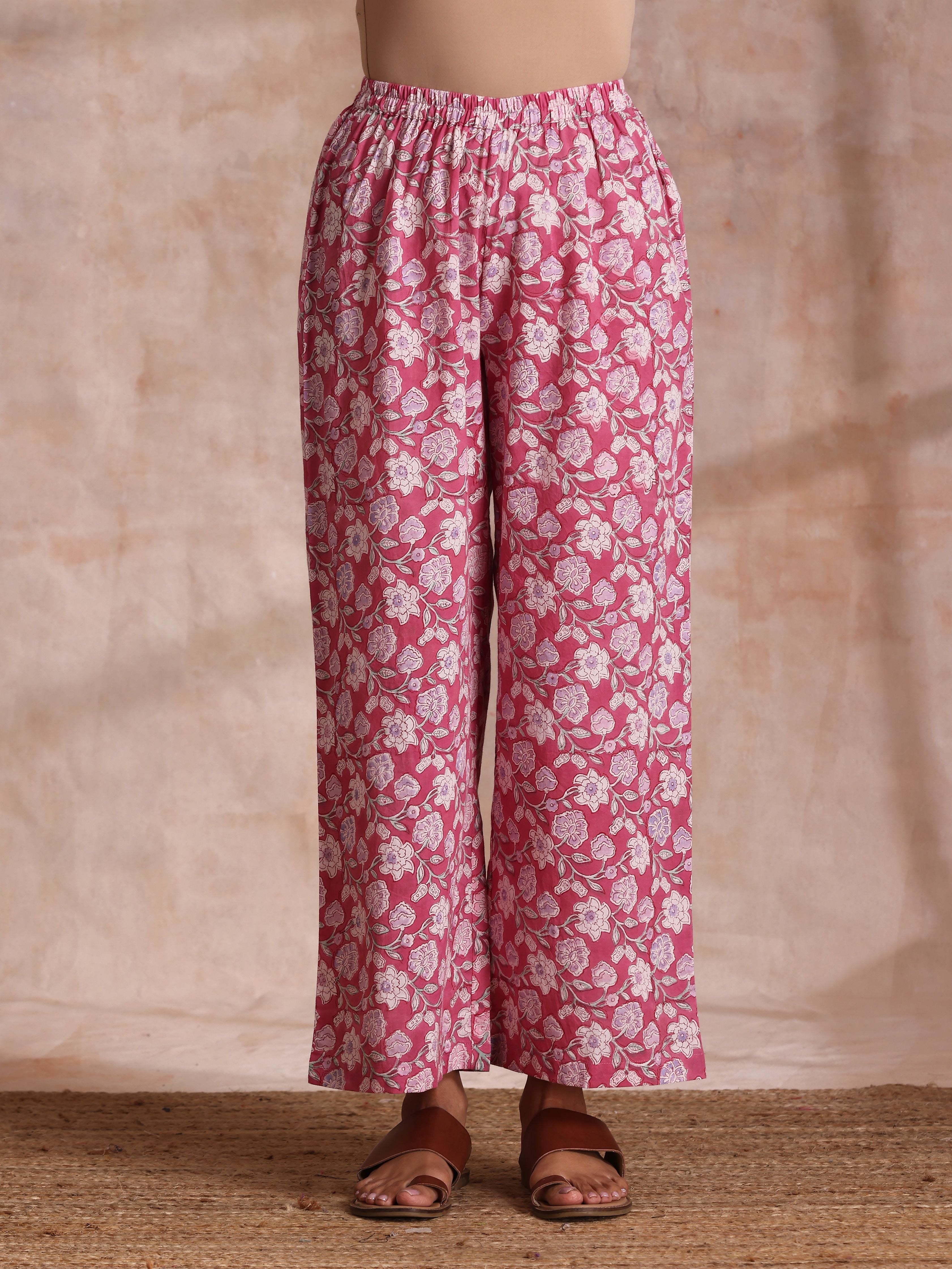 trueBrowns Pink Green Floral On White Block Print Cotton Slit Kurta Pant Set