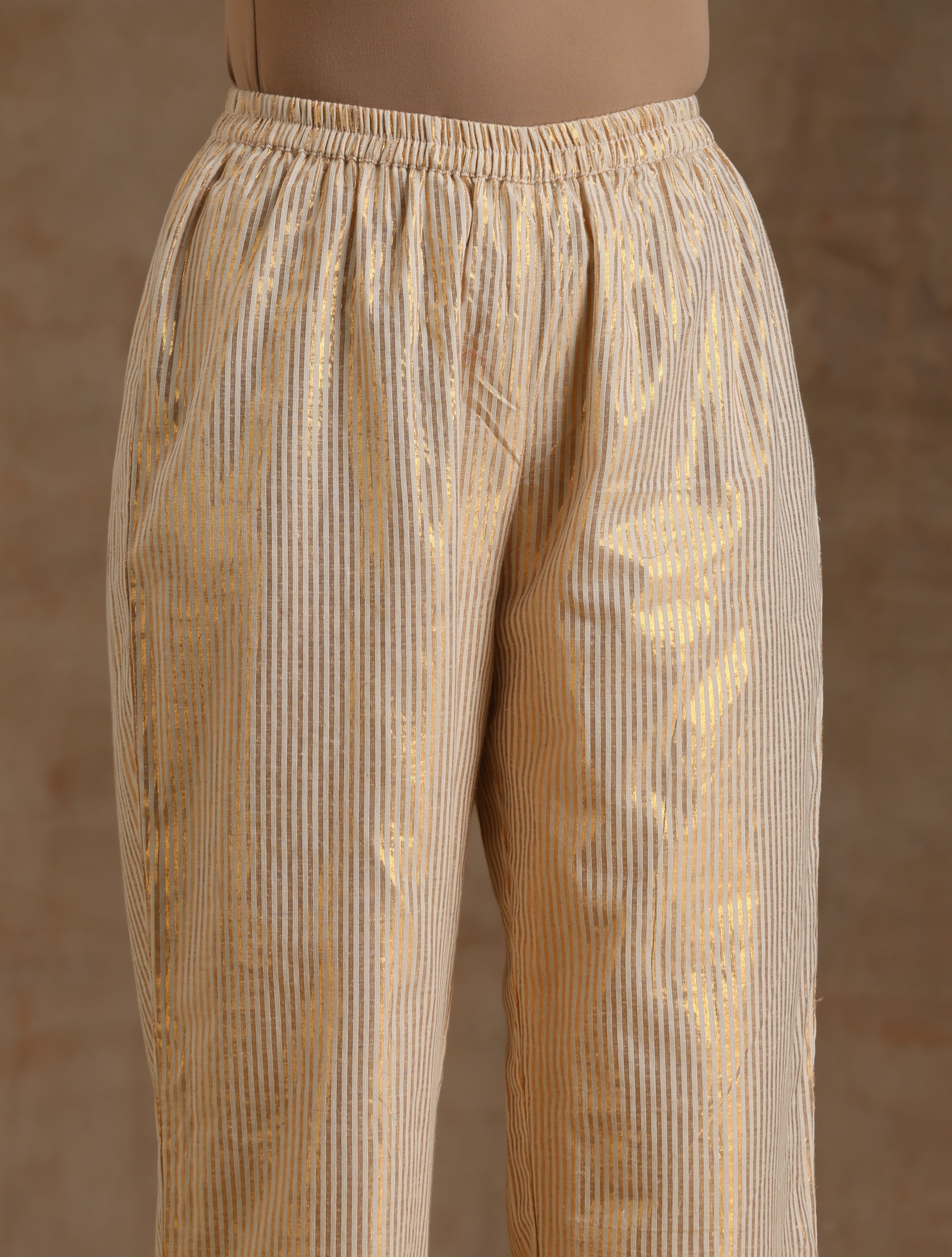 trueBrowns Ivory Gold Cotton Neck Pleat Kurta Set