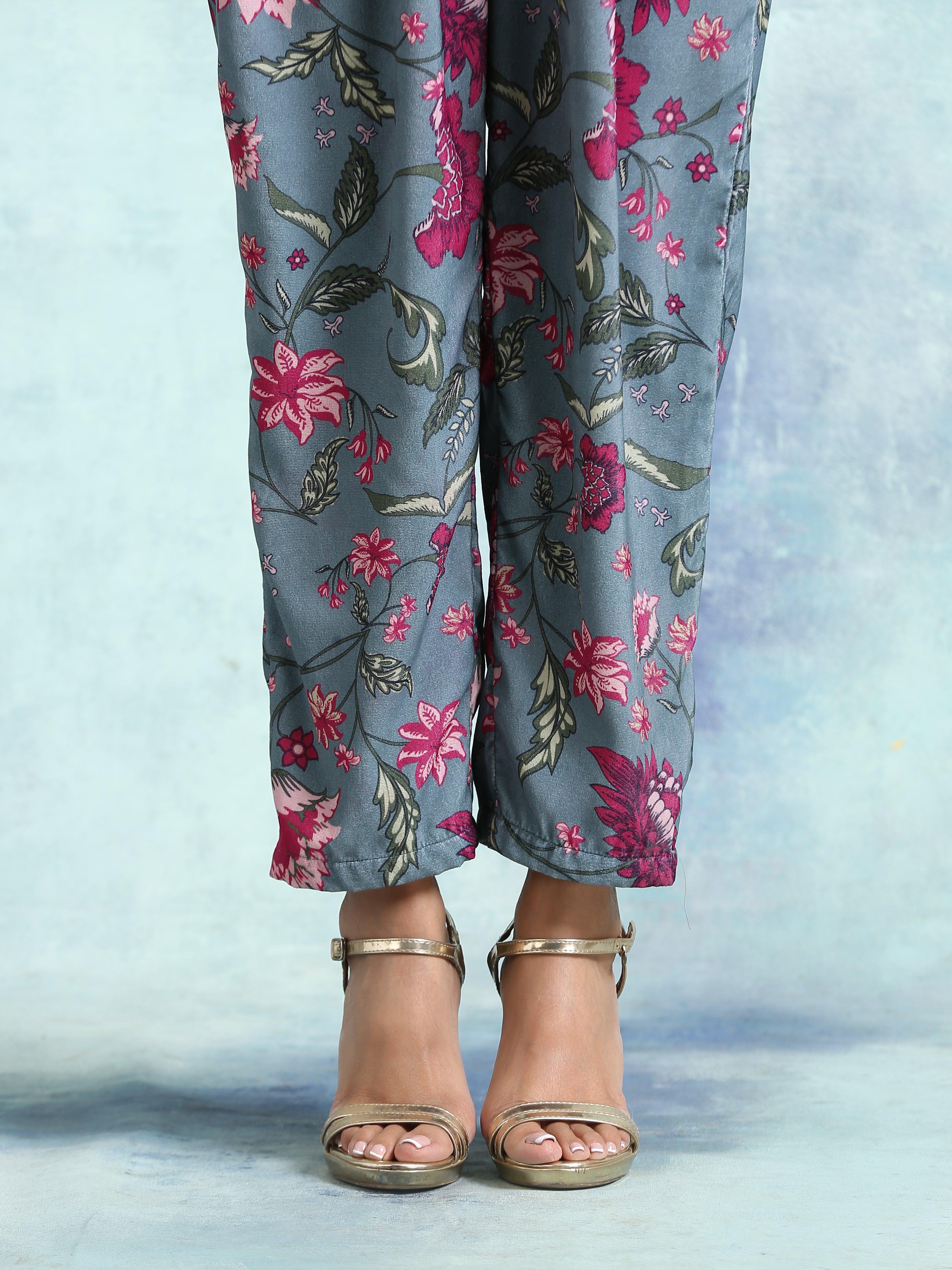trueBrowns Grey Printed Velvet Co-Ord Set