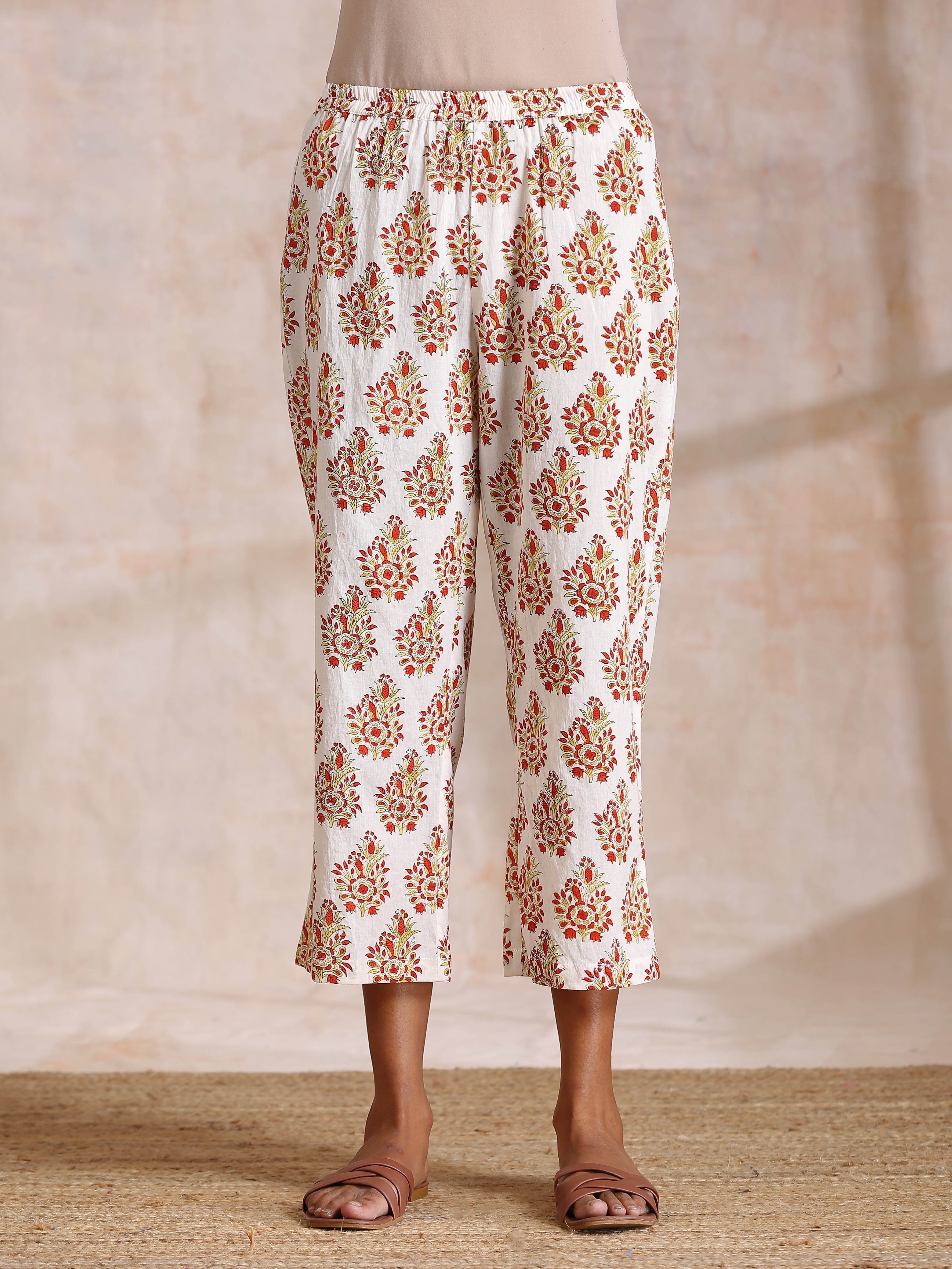 trueBrowns Yellow Overall Floral Block Print Cotton Sleeveless Kurta Pant Set