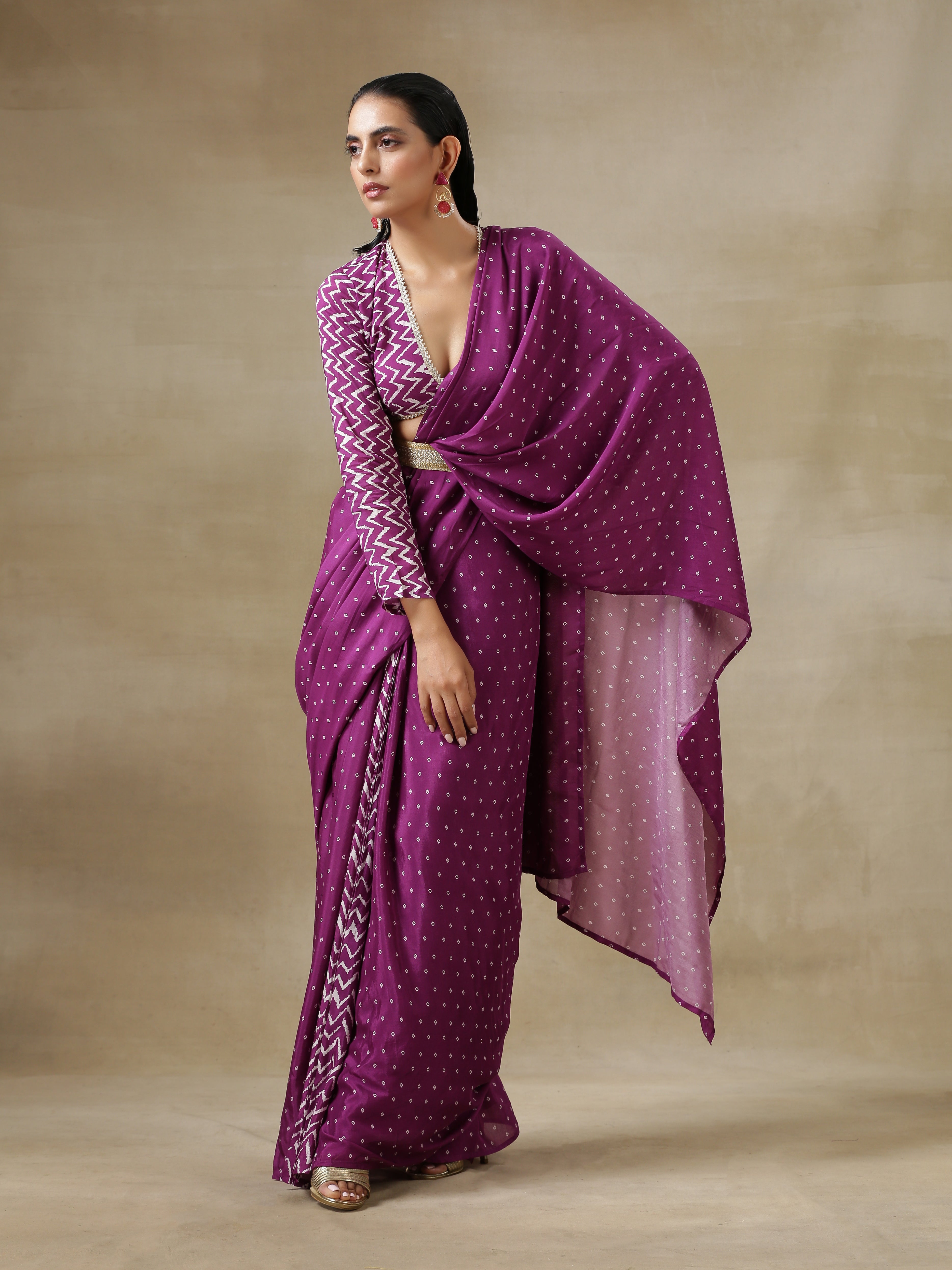 trueBrowns Purple Bandhani Printed Silk Ready to Wear Saree with Belt