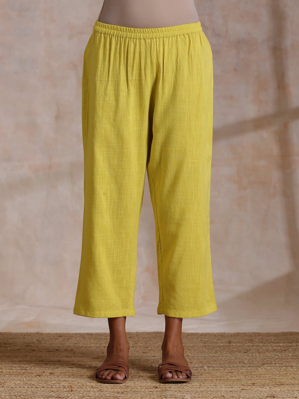 trueBrowns Lime Pink Zig-Zag Lines Print Cotton Kurta Pant Set