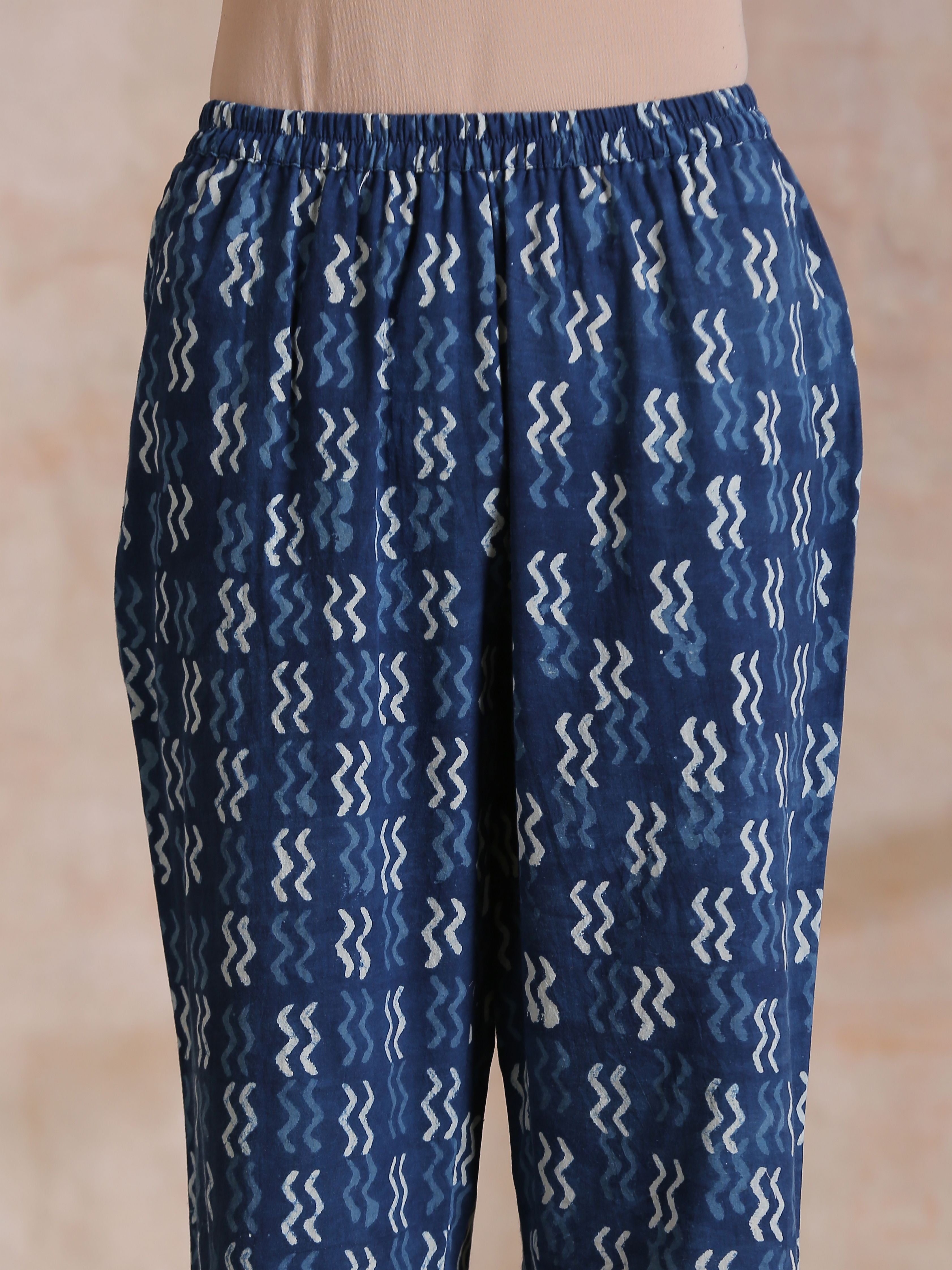 trueBrowns Indigo Dabu Floral Print Cotton Kurta Pant Set