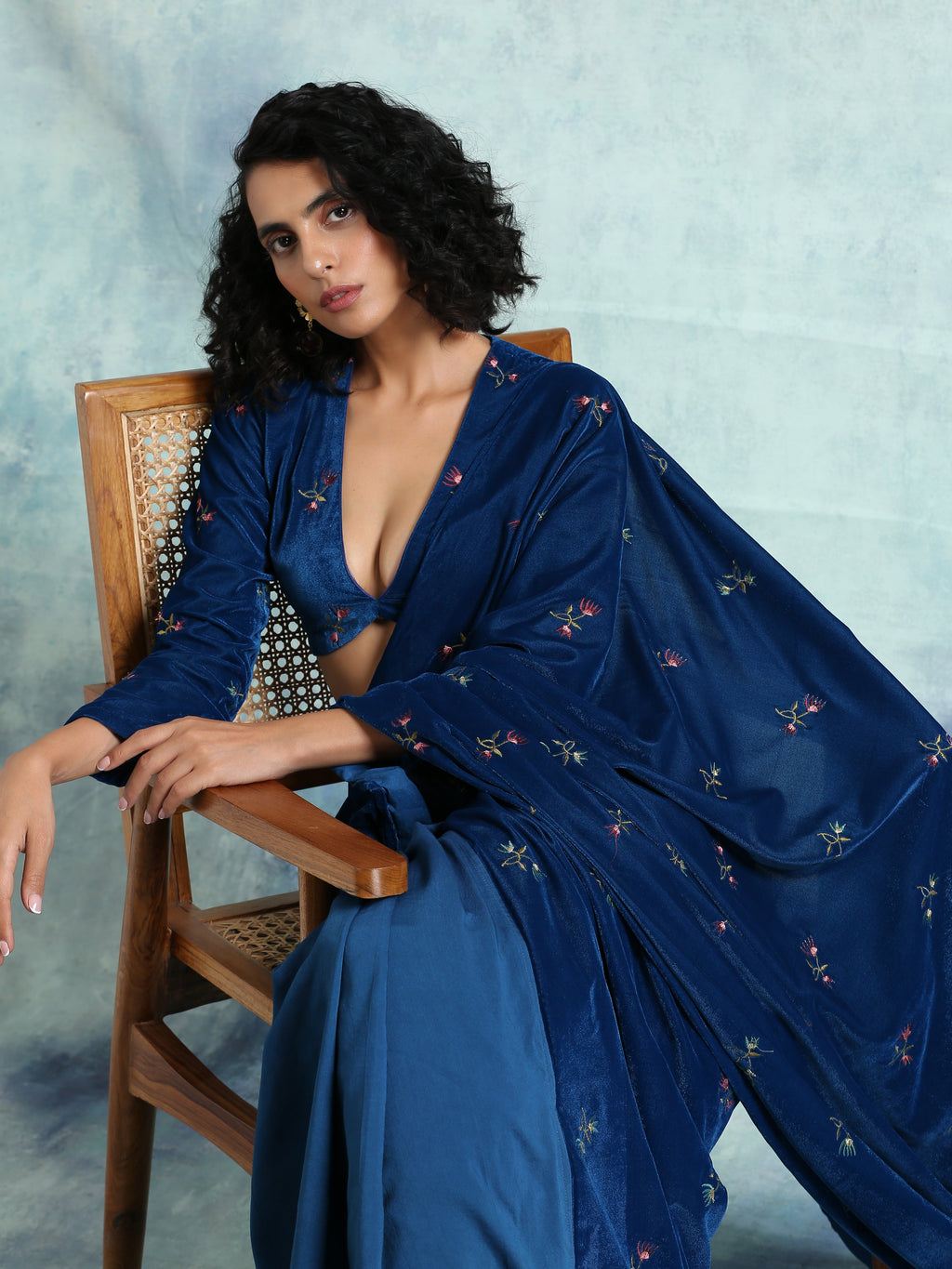 trueBrowns Blue Embroidered Velvet Ready to Wear Saree