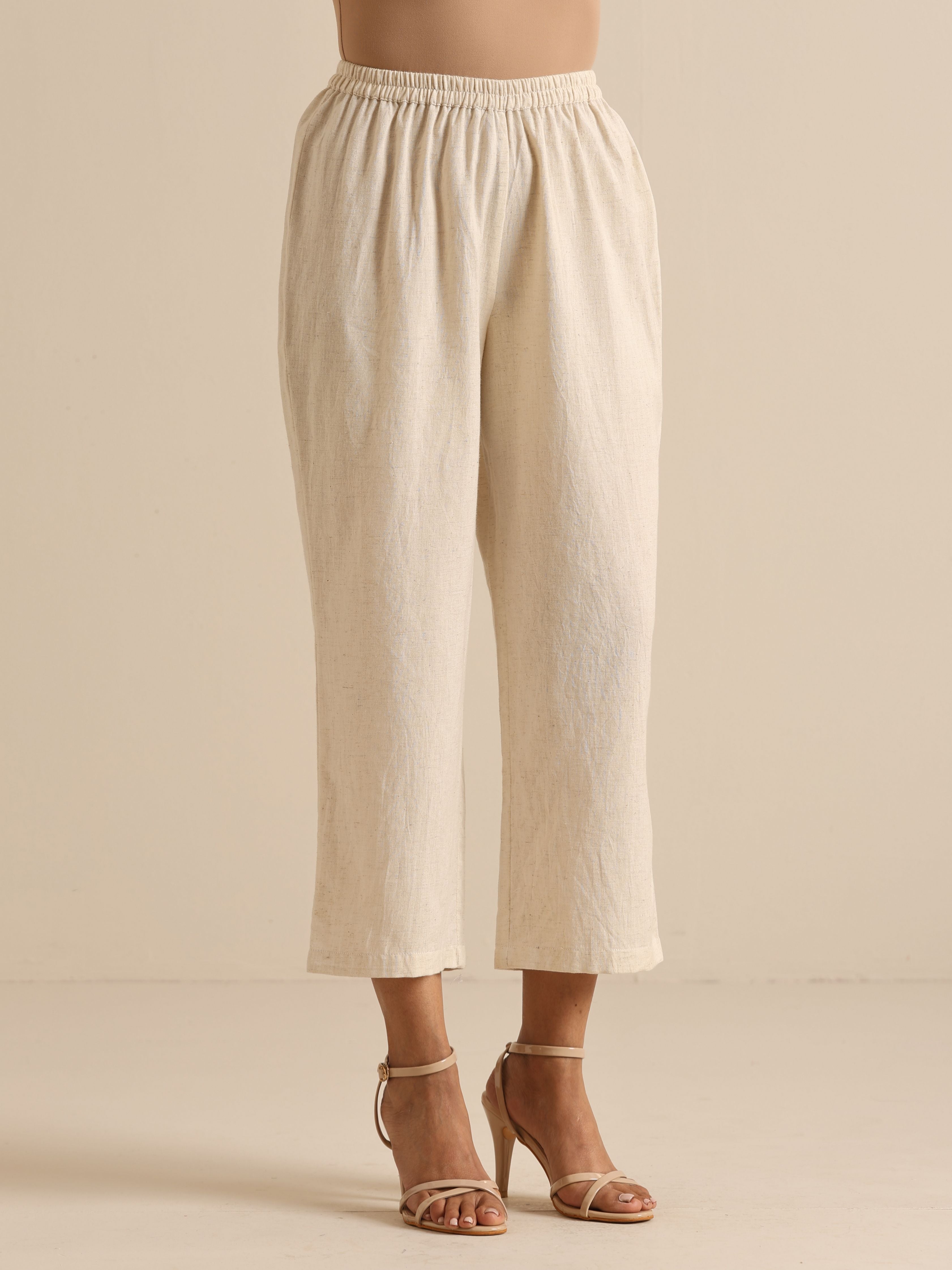 trueBrowns Off-White Sleeveless Kurta Pant Set