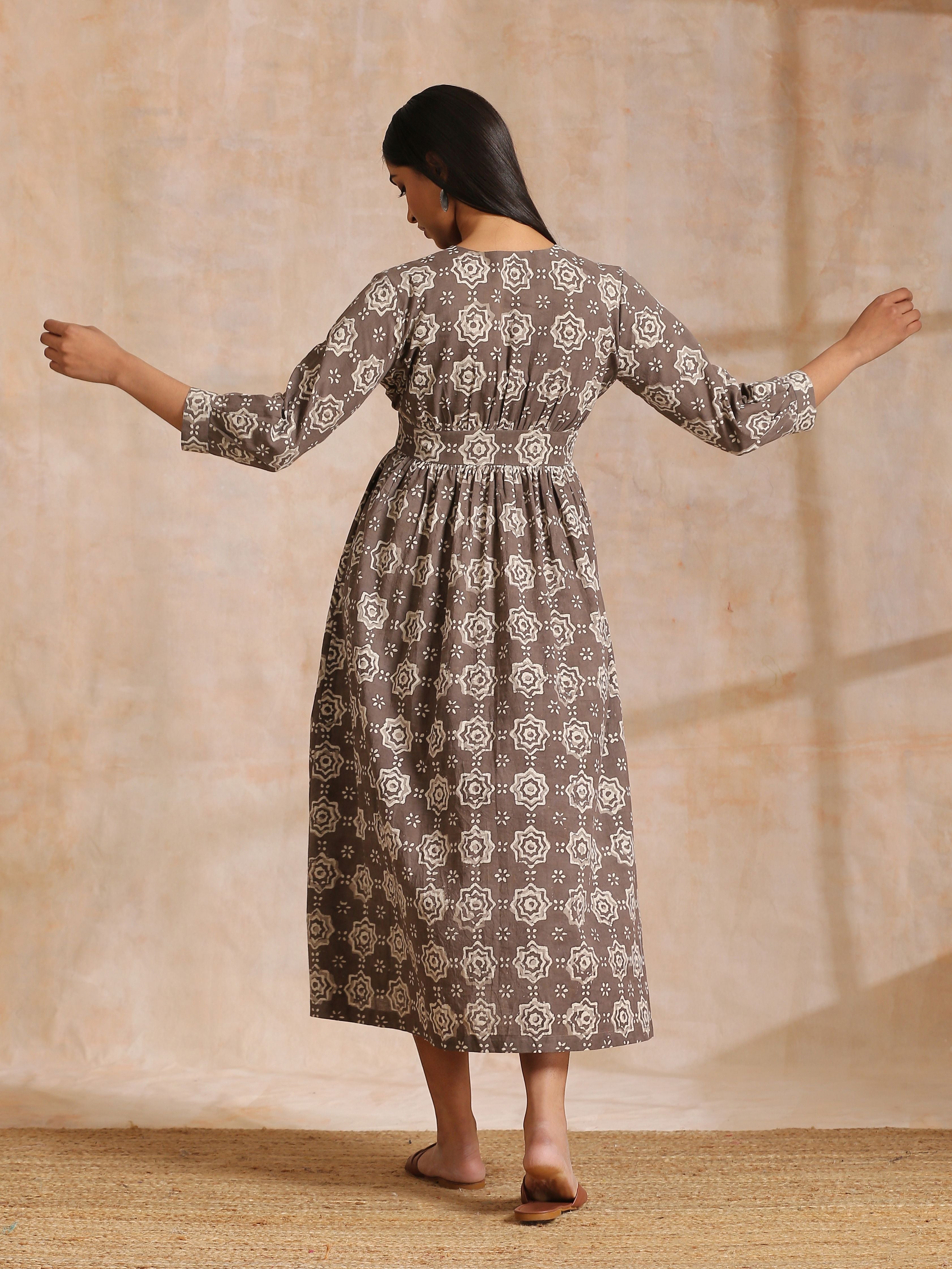 trueBrowns Clay Dabu Overall Print Cotton Wrap Dress | Relove