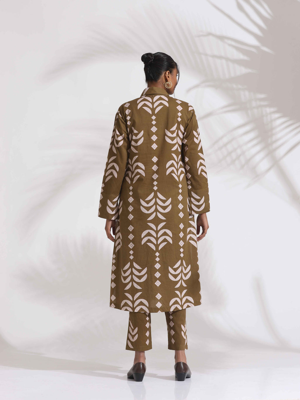 trueBrowns Olive Green Cotton Stripe Print Shirt Kurta Set