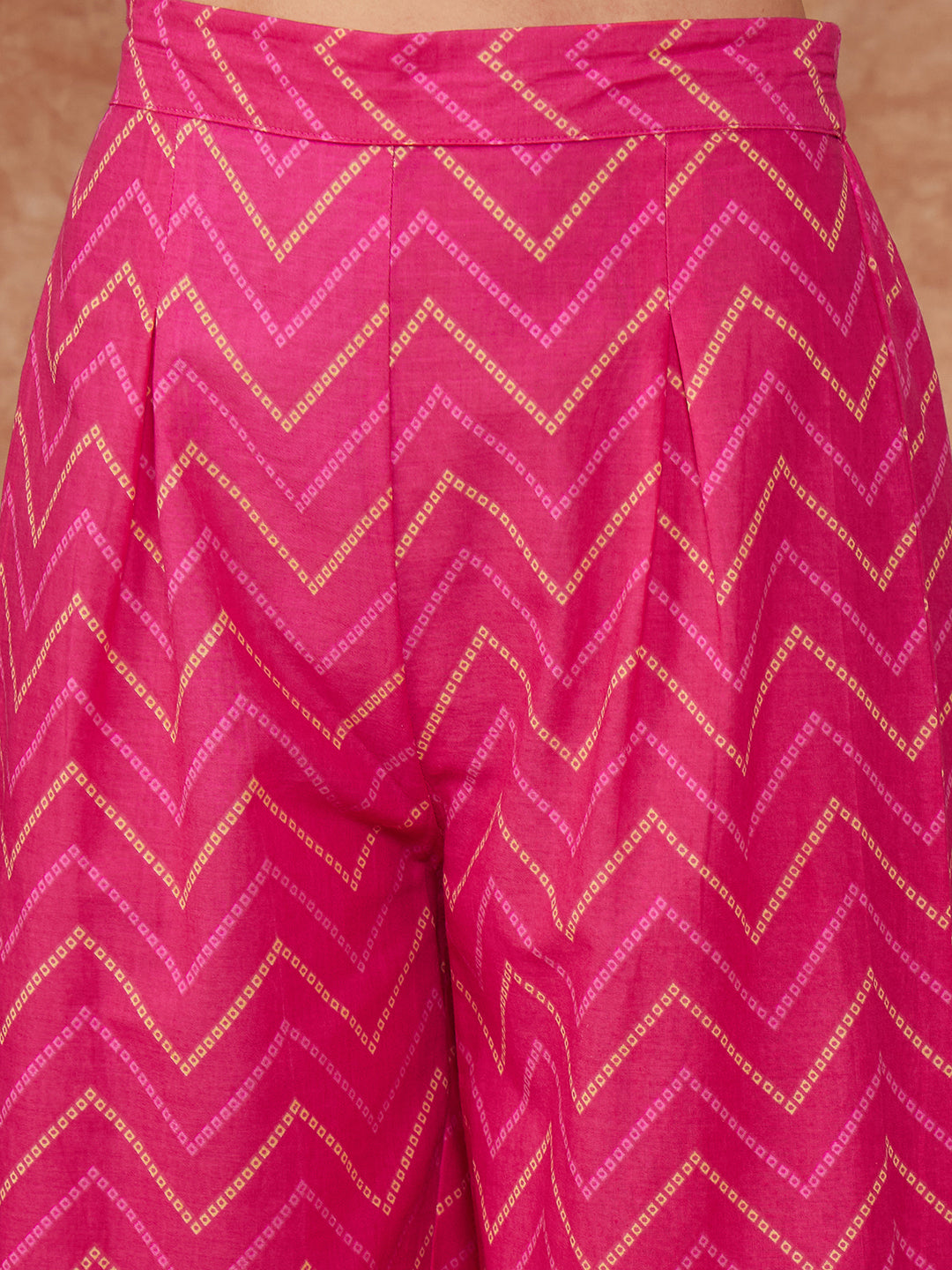 InWeave Women's Fuchsia S Print Twisted Neckline Kurta Pant Set