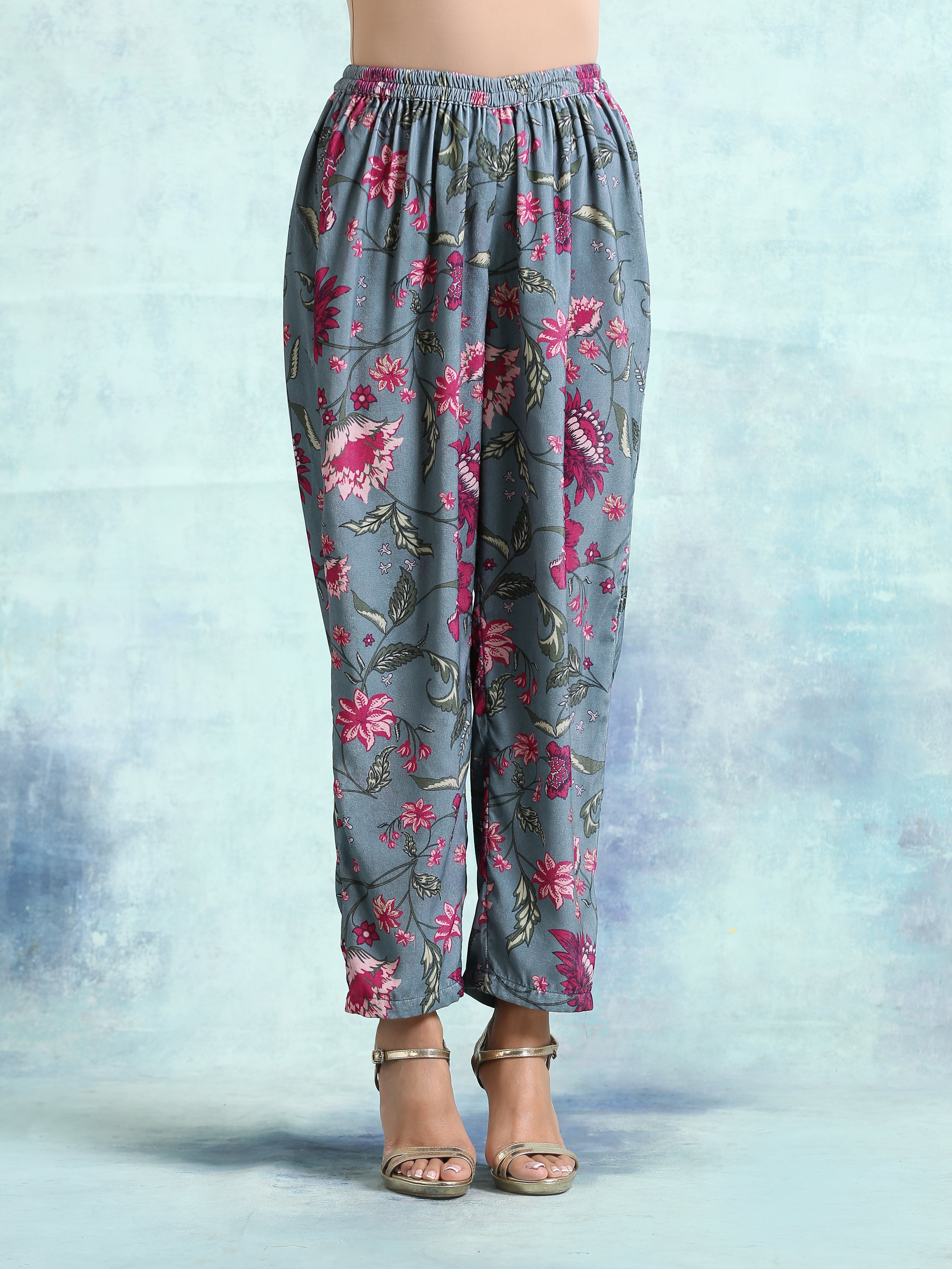 trueBrowns Grey Velvet Lace Kurta Pant Set