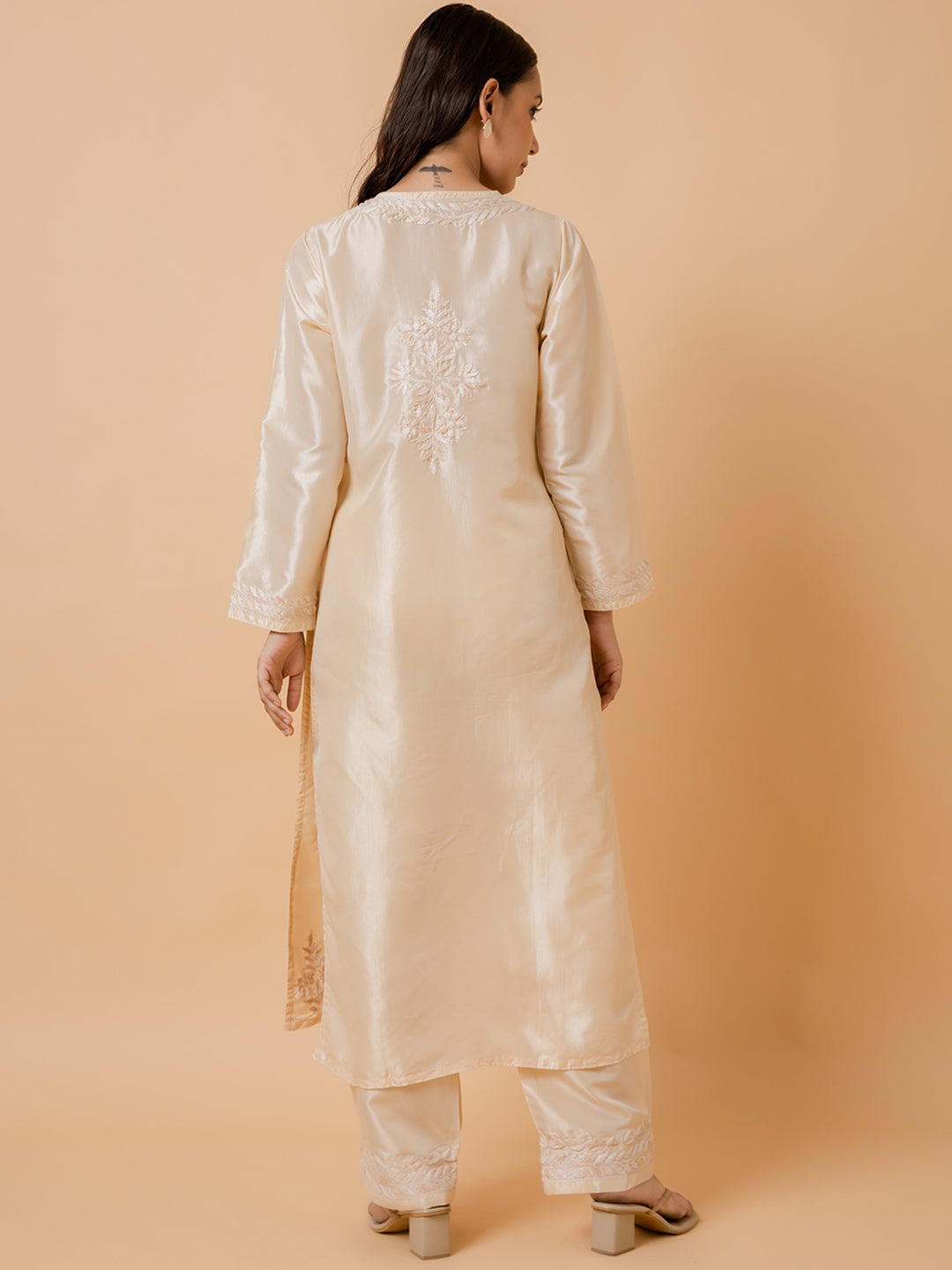 HOUSE OF KARI Floral Embroidered Silk Chikankari Kurta