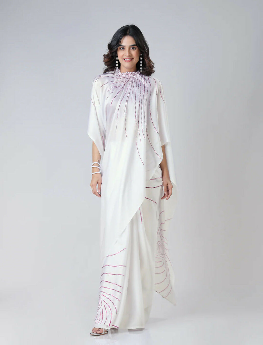 Vastranavya White Retro Wavy Polka Stripes Freehand Ready to Wear Saree