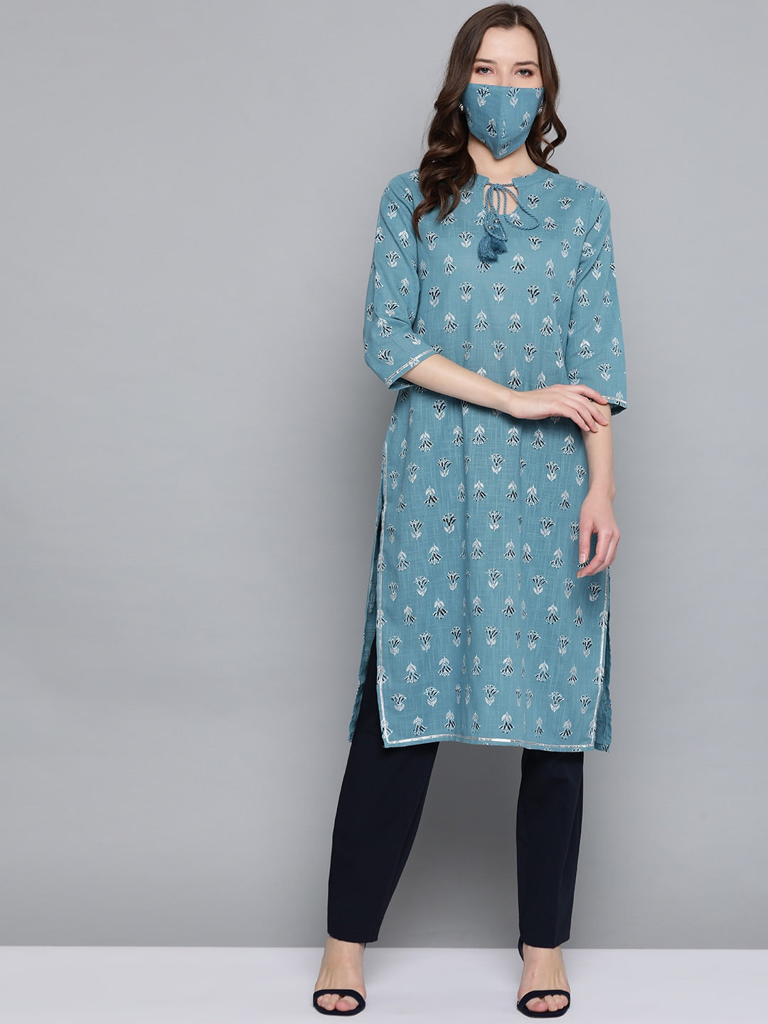 HERE&NOW Women Blue White Printed Straight Kurta