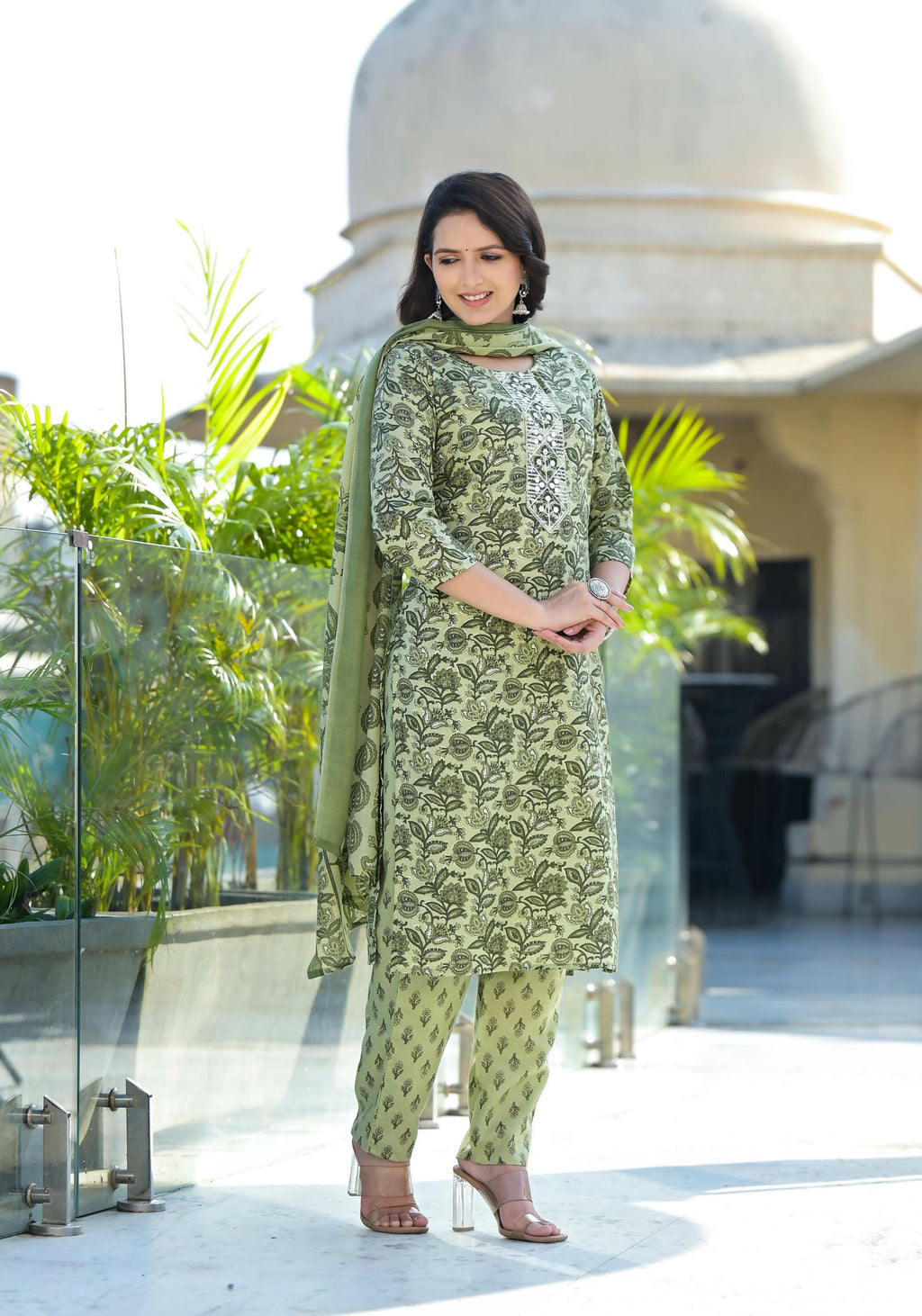 Juniper Women's Green Floral Printed Cotton Kurta Set With Thread & Mirror Work