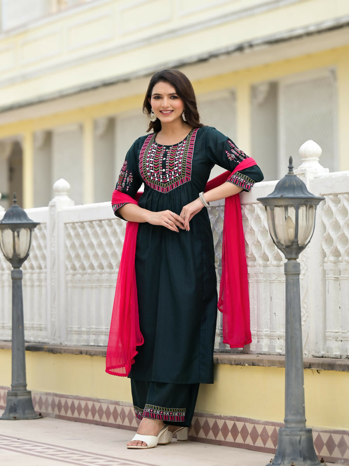 Juniper Women's Green Solid Nylon Kurta Pant With Dupatta Set With Thread & Mirror Work