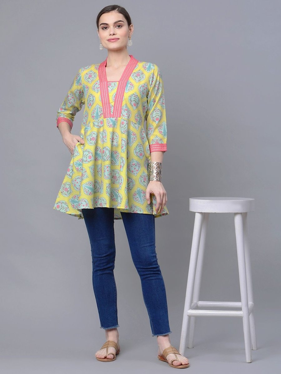 Ahalyaa Women Cotton Blend Lemon Yellow Digital Printed Tunic
